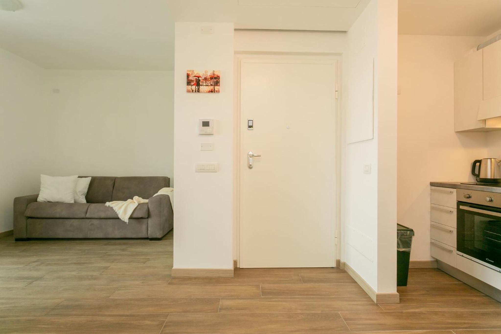 One-Bedroom Apartment