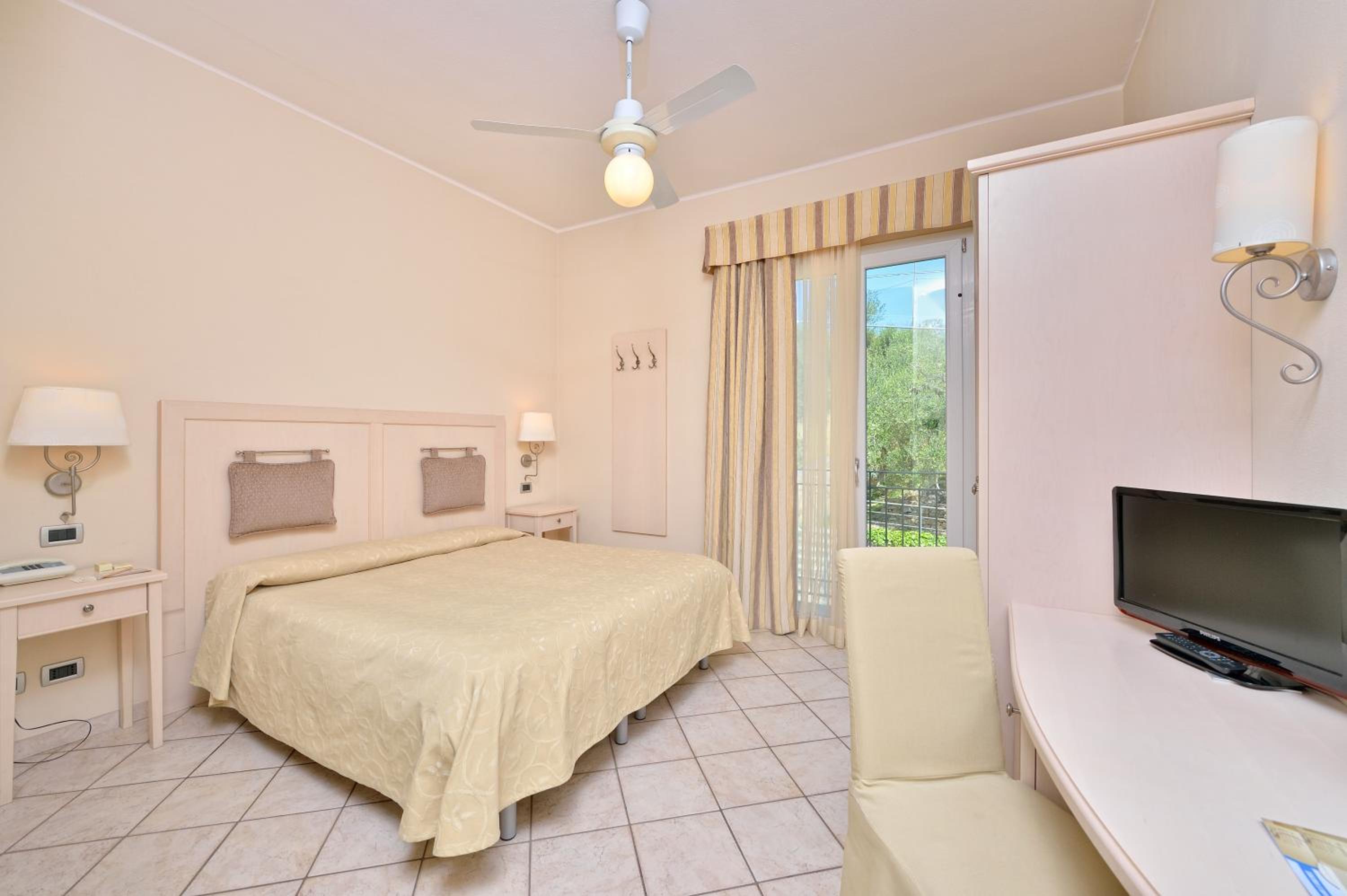Economy Double or Twin Room