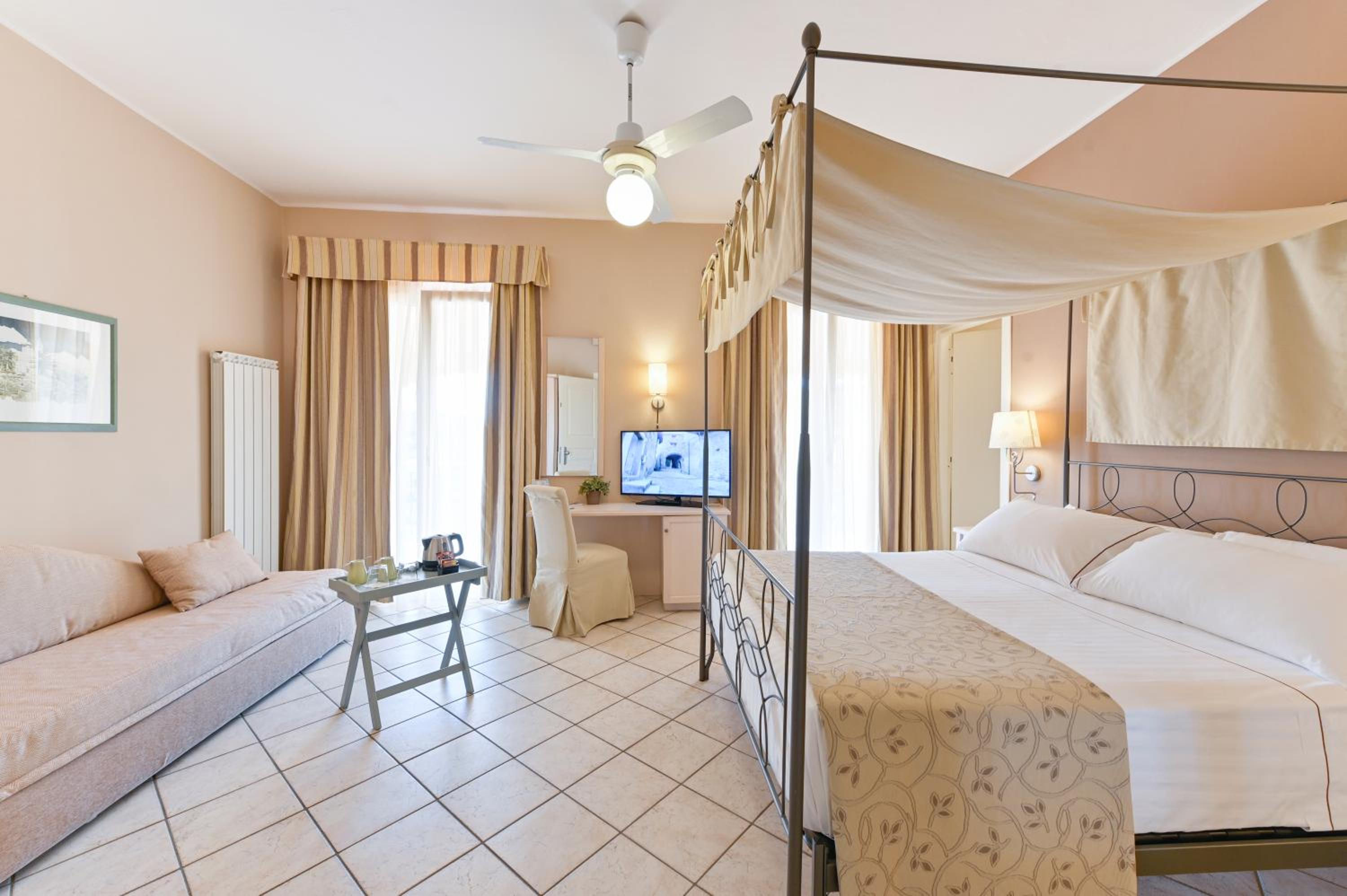 Deluxe Junior Suite