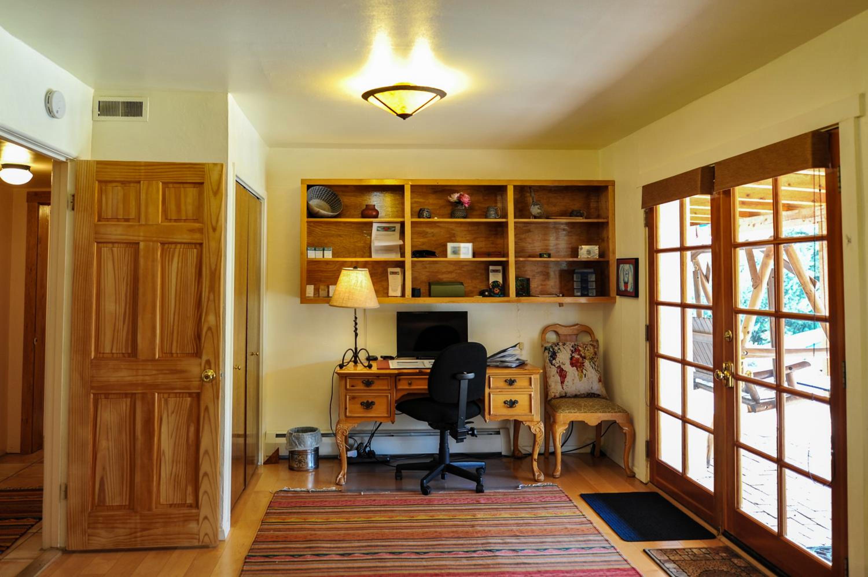 One-Bedroom Apartment - Photo 15
