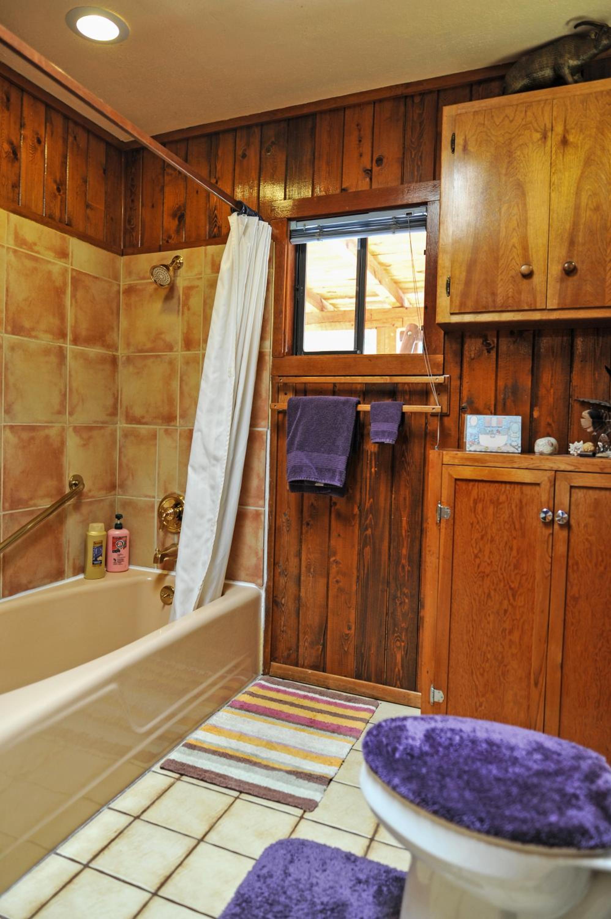 One-Bedroom Apartment - Photo 27