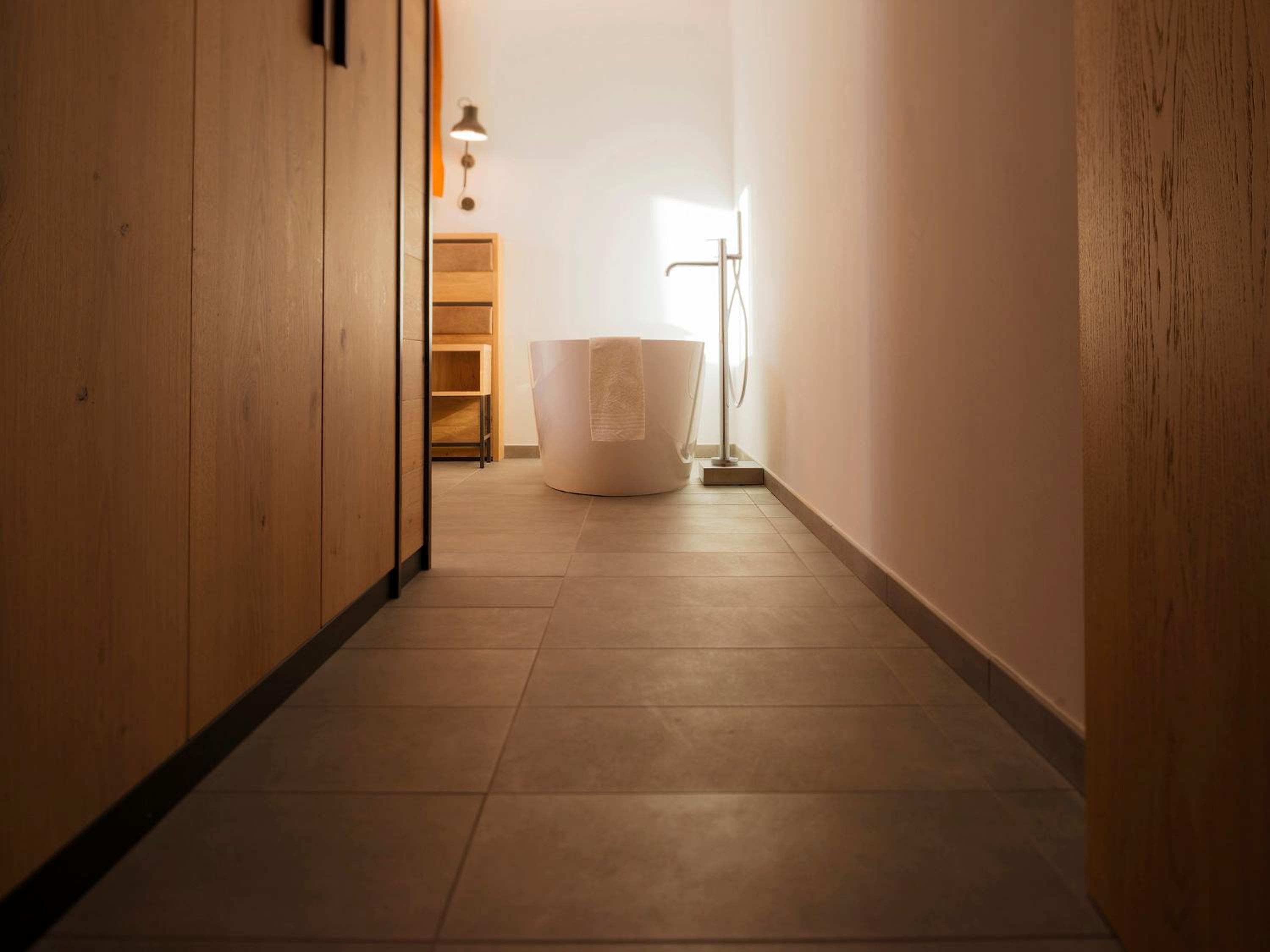 Two-Bedroom Apartment - Photo 7