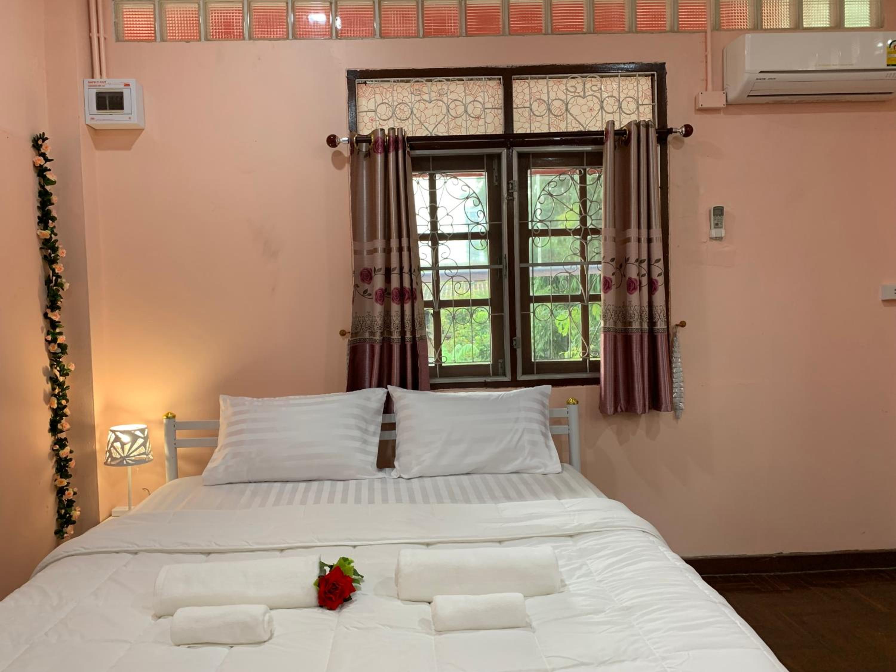 King Room with Balcony photo 3