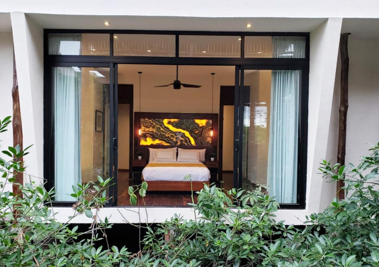 Deluxe Suite - Photo 10