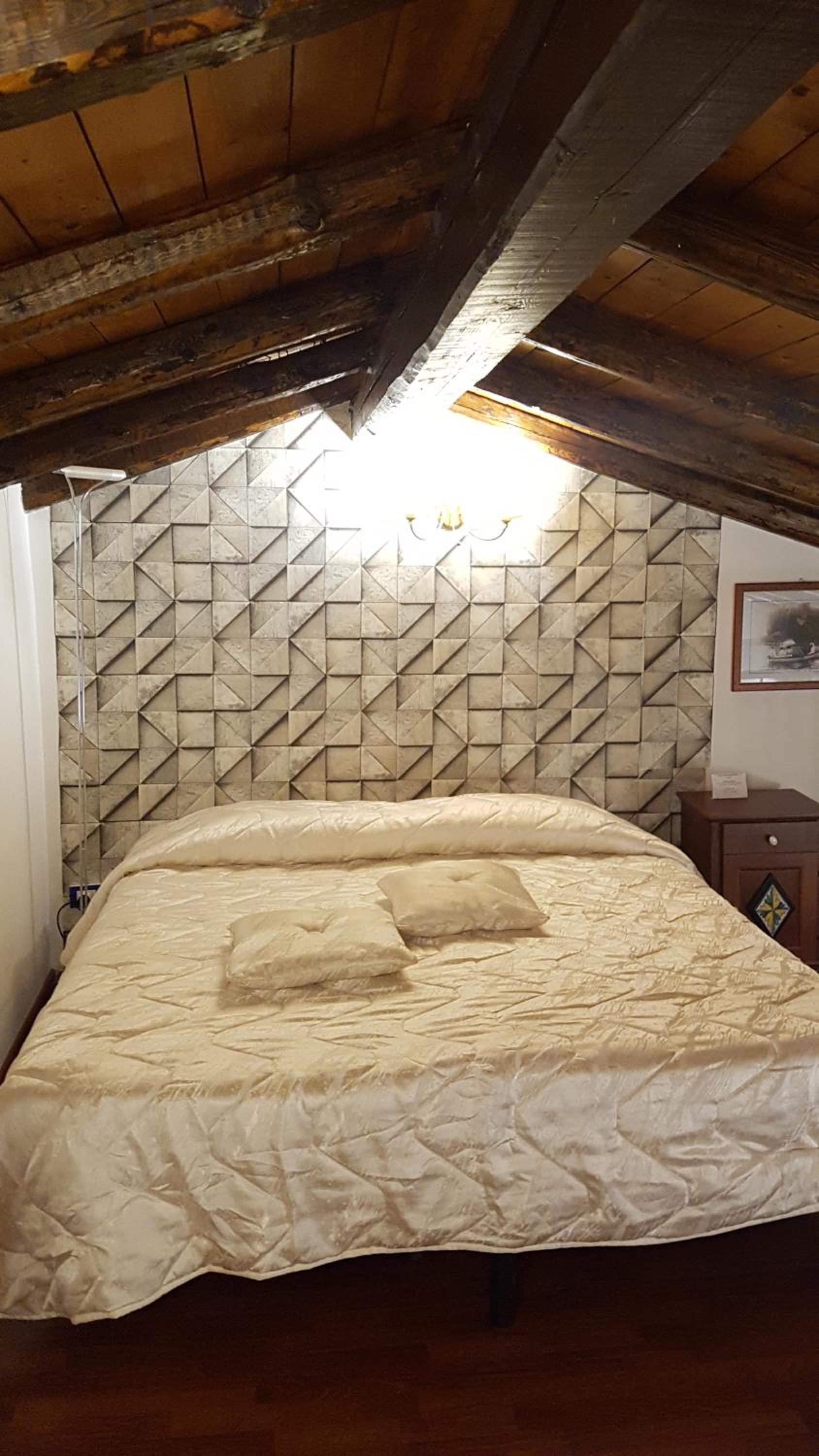 Double or Twin Room with Balcony - Split Level