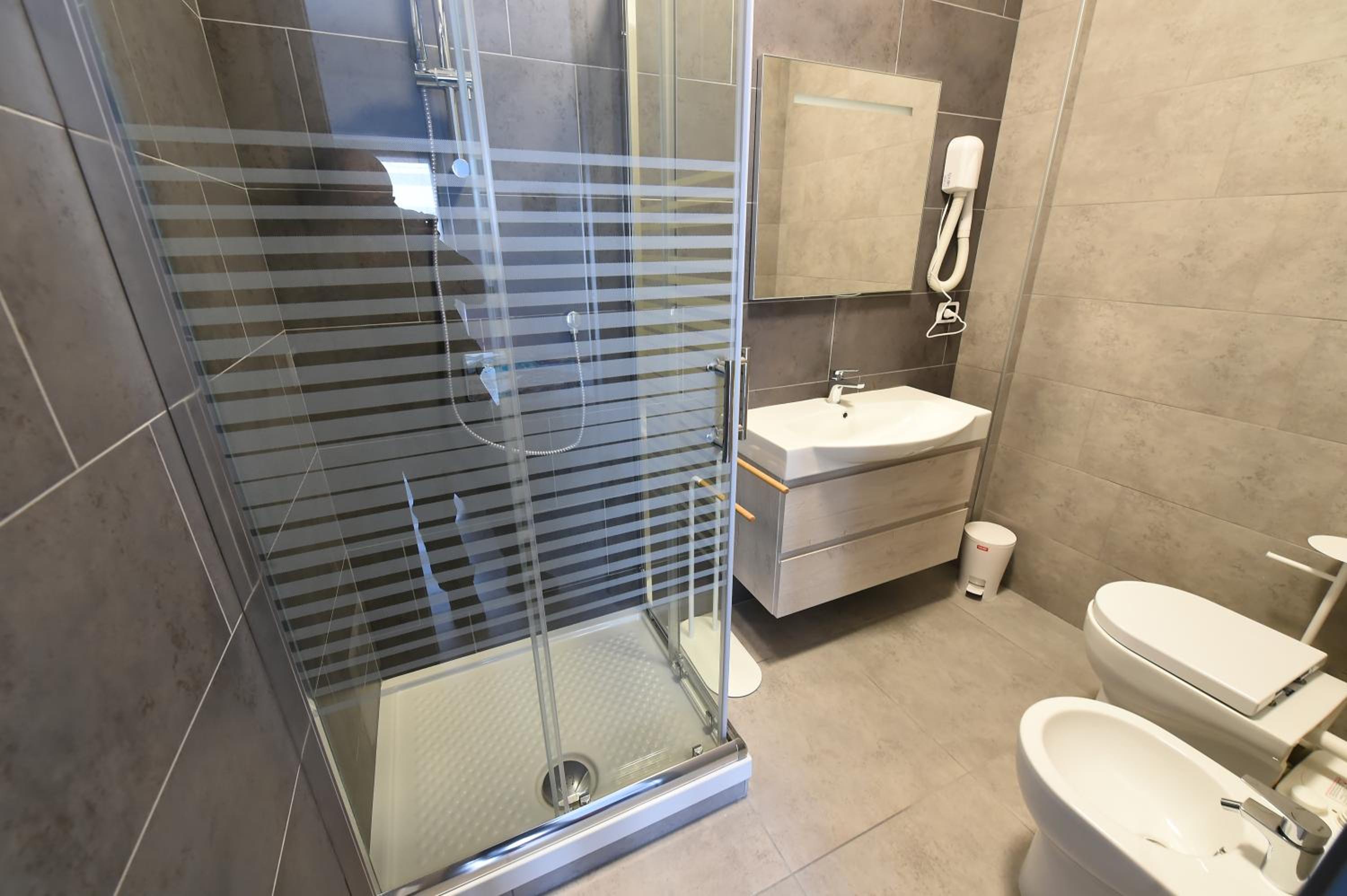 Deluxe Double Room With Balcony photo 2
