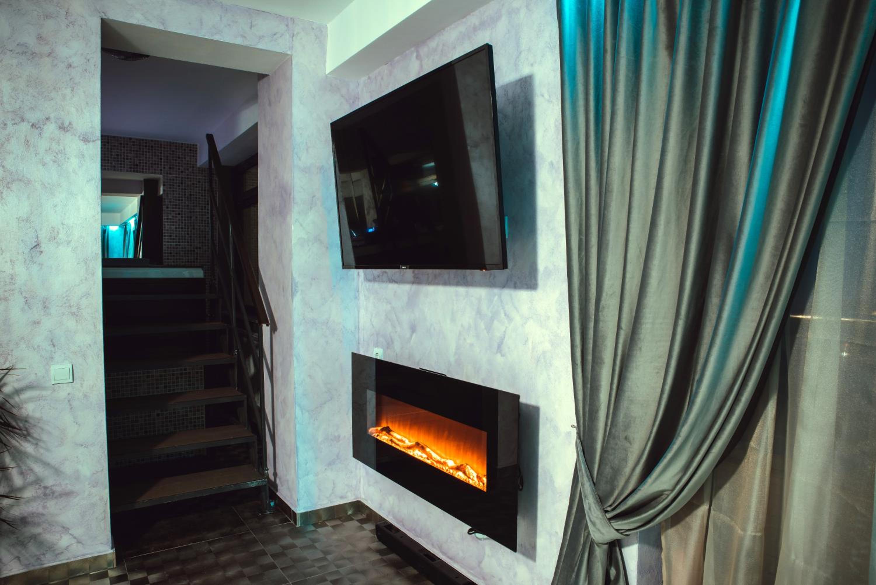 One-Bedroom Apartment - Photo 20
