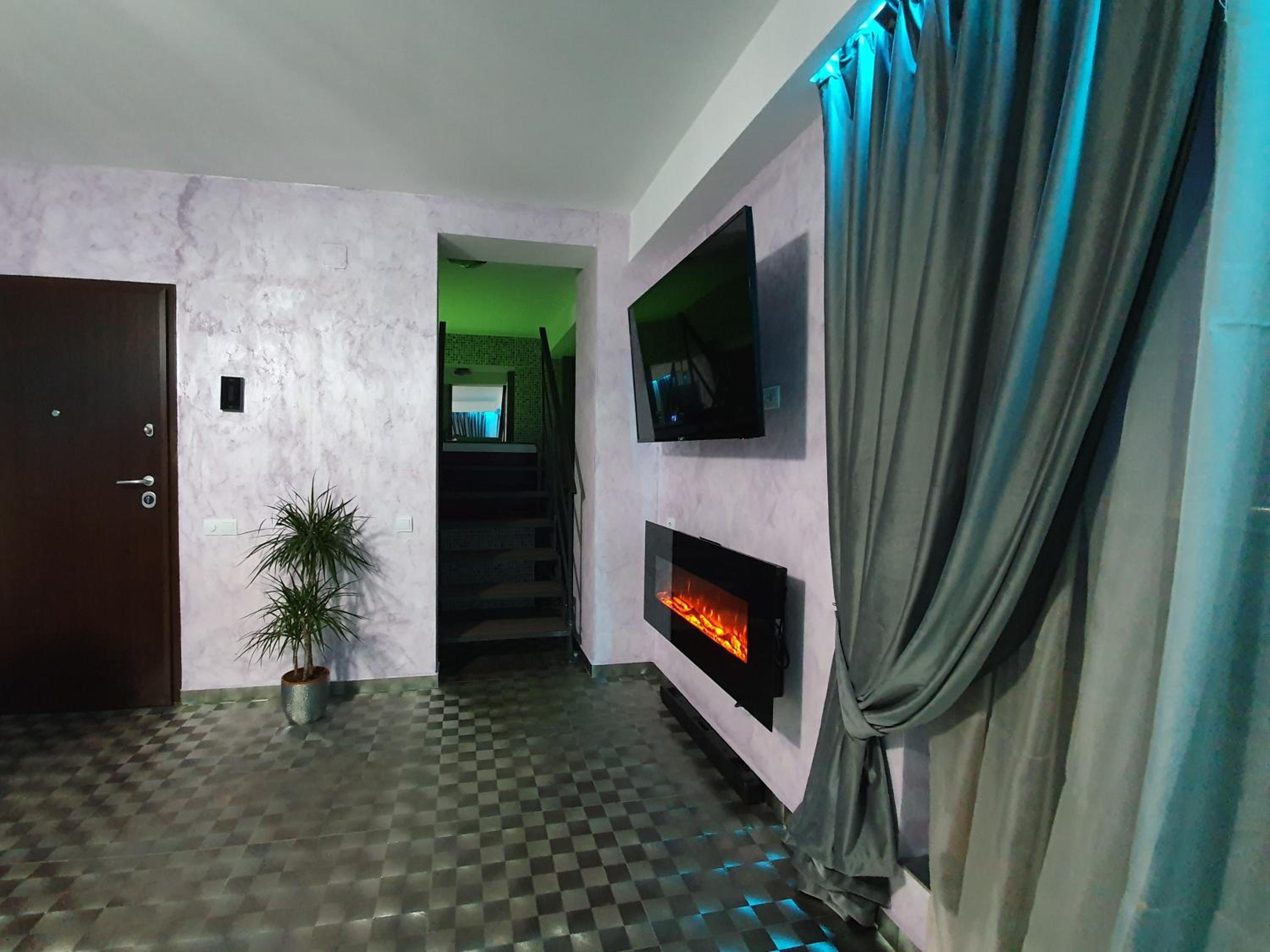 One-Bedroom Apartment - Photo 21
