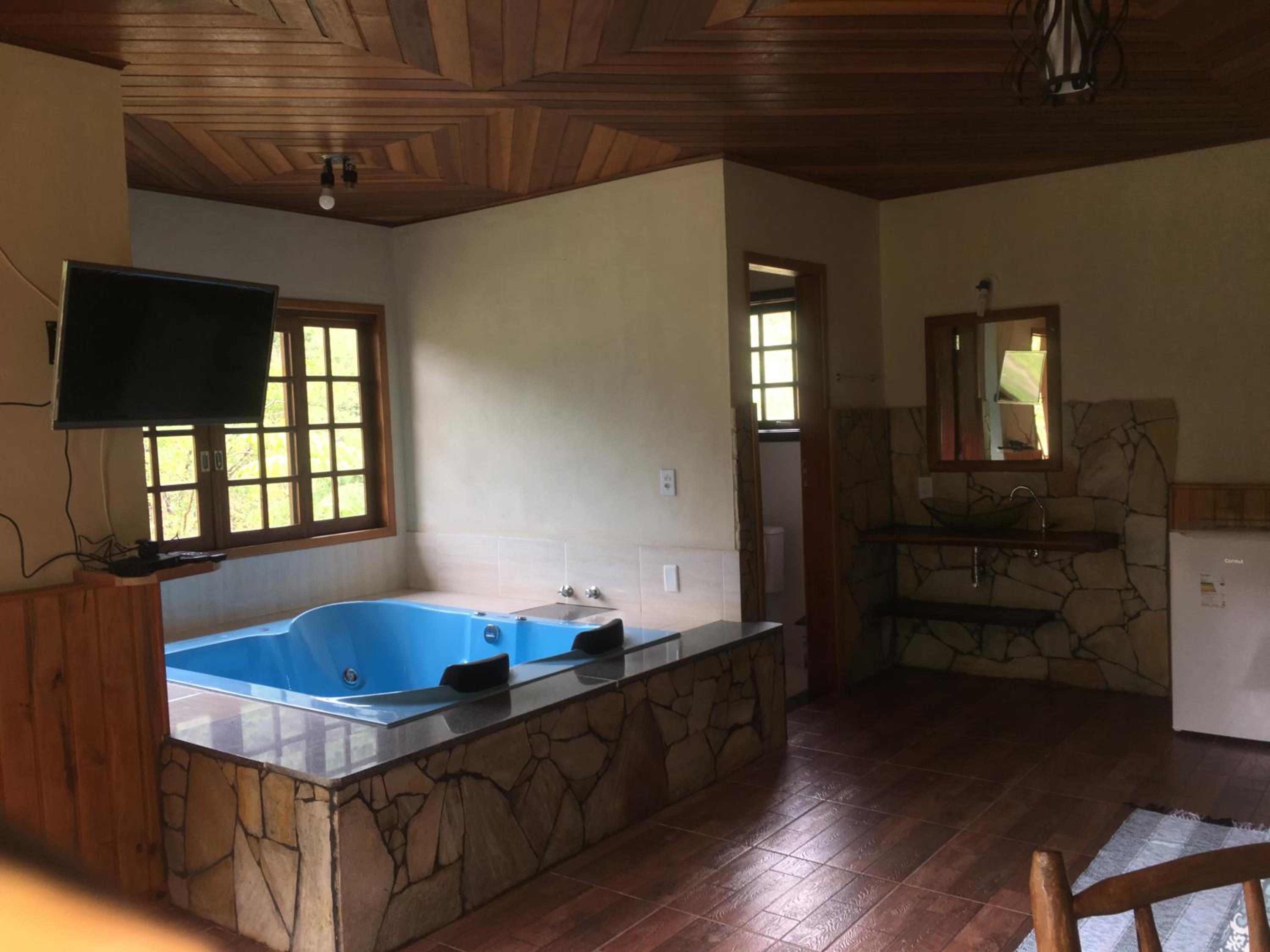 King Room with Spa Bath - Photo 4
