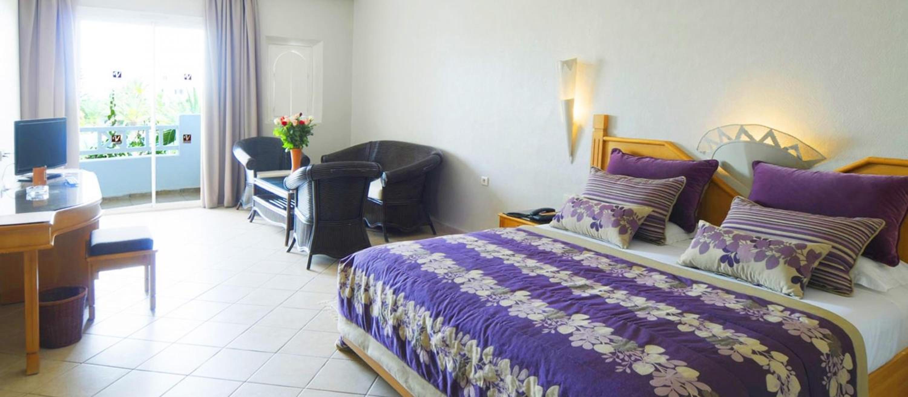 Double or Twin Room photo 3