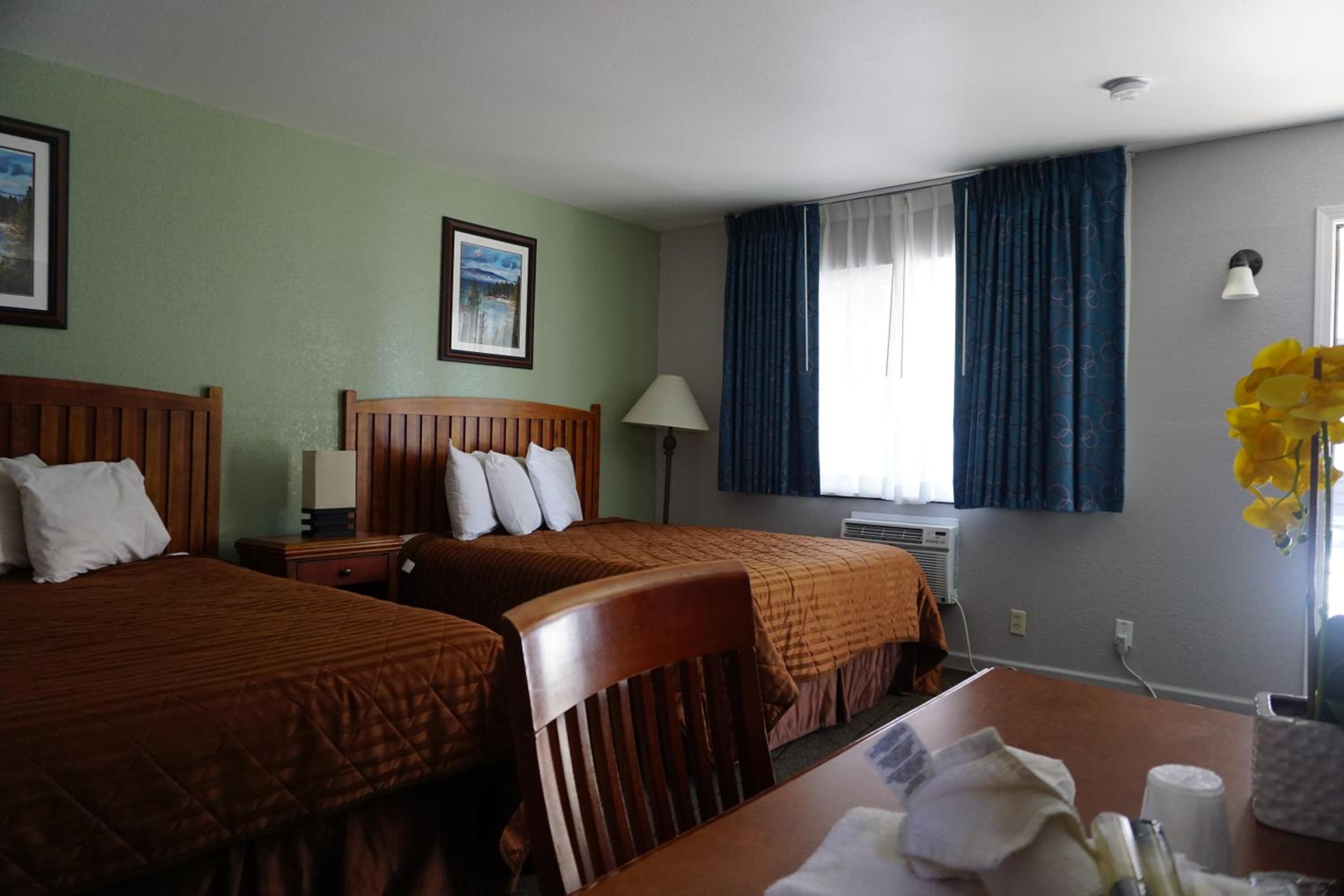 Queen Room with Two Queen Beds