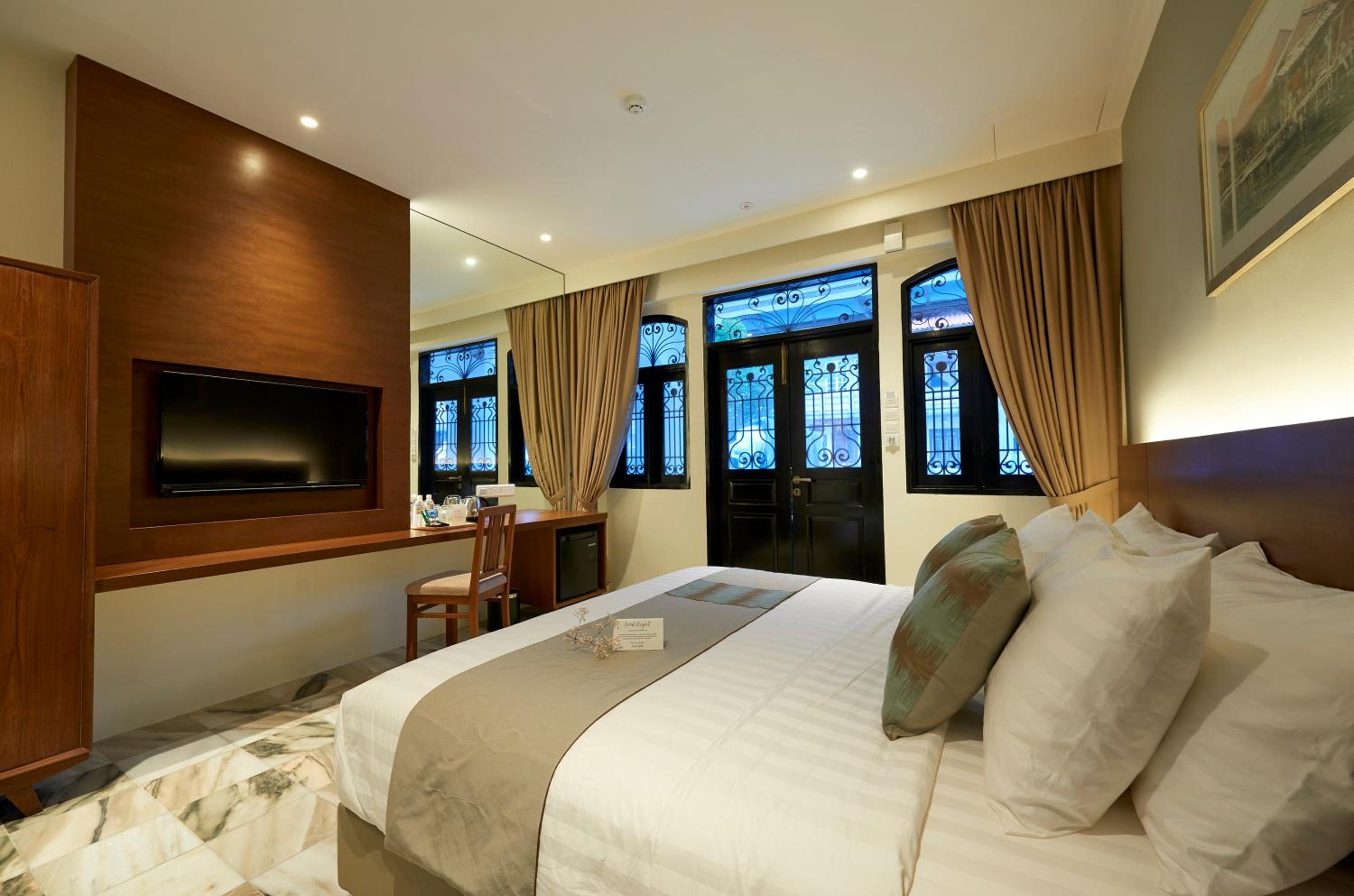Heritage Suite - Photo 1