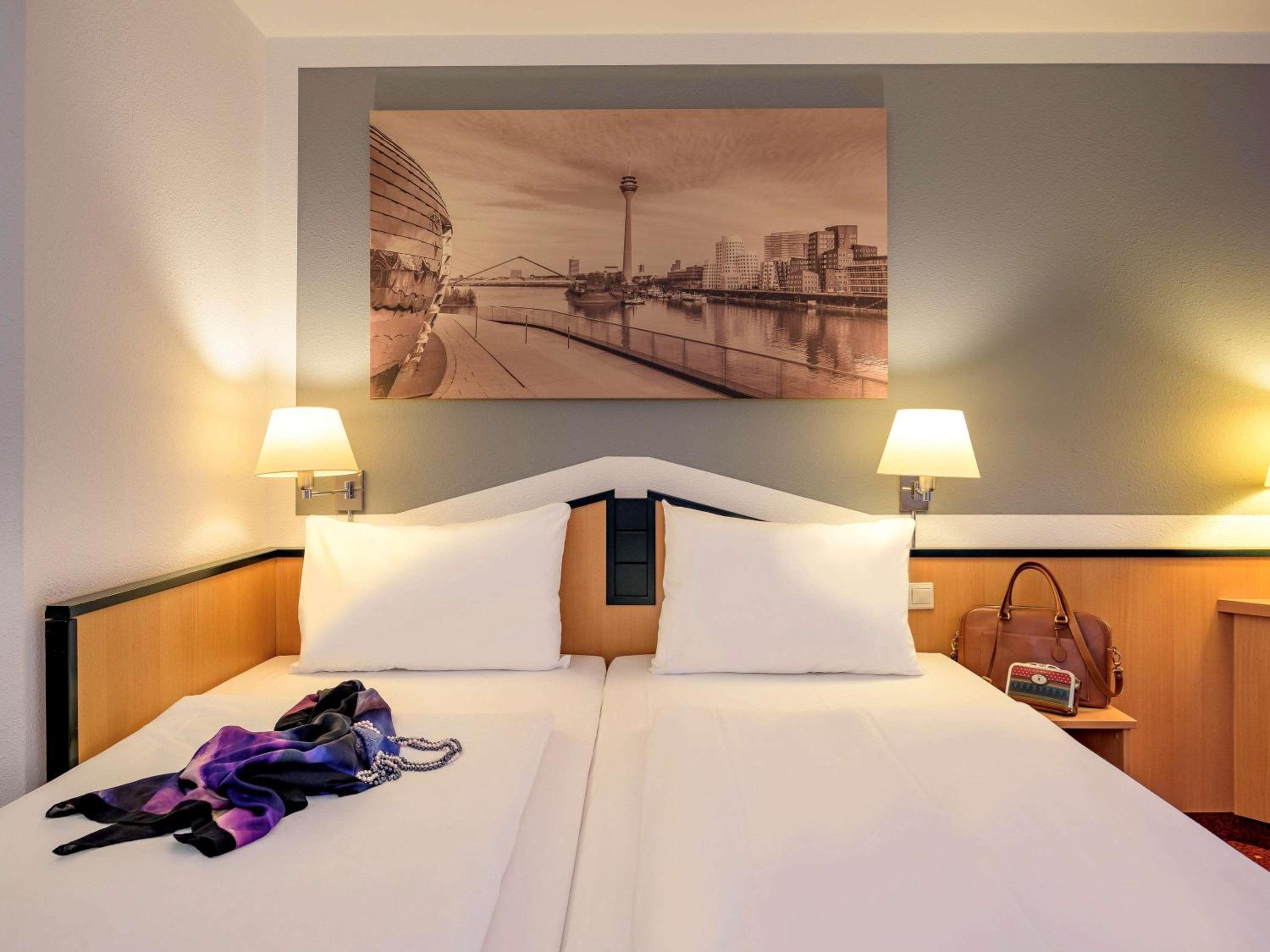 Privilege Twin Room - Photo 1