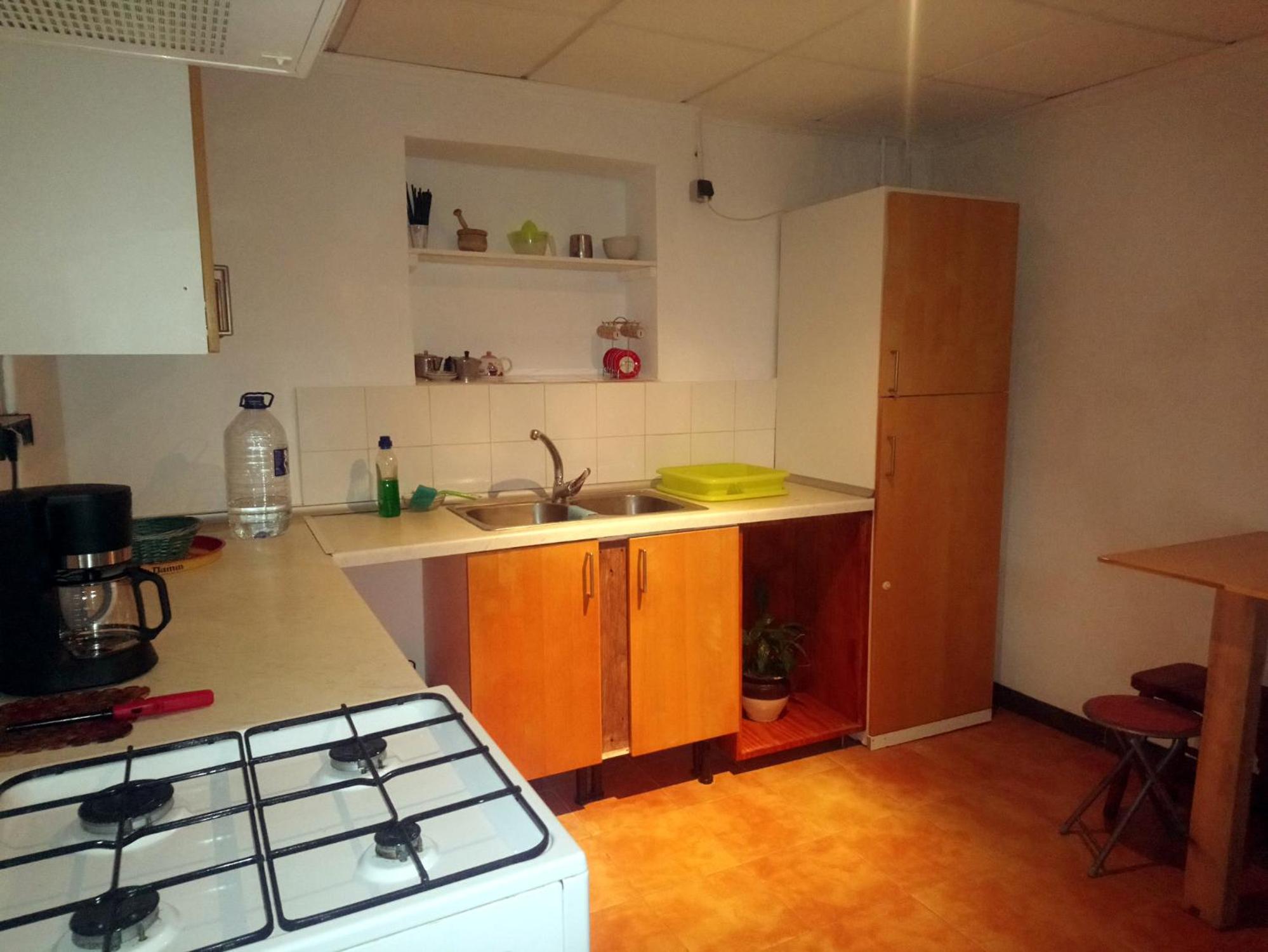 Small Single Room photo 2