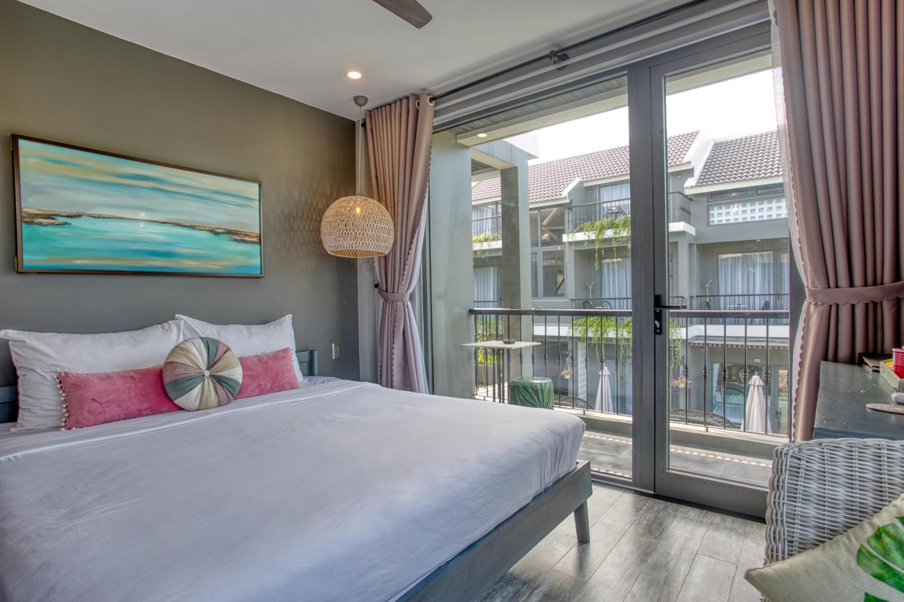 Deluxe Double Room with Sea View - Photo 1