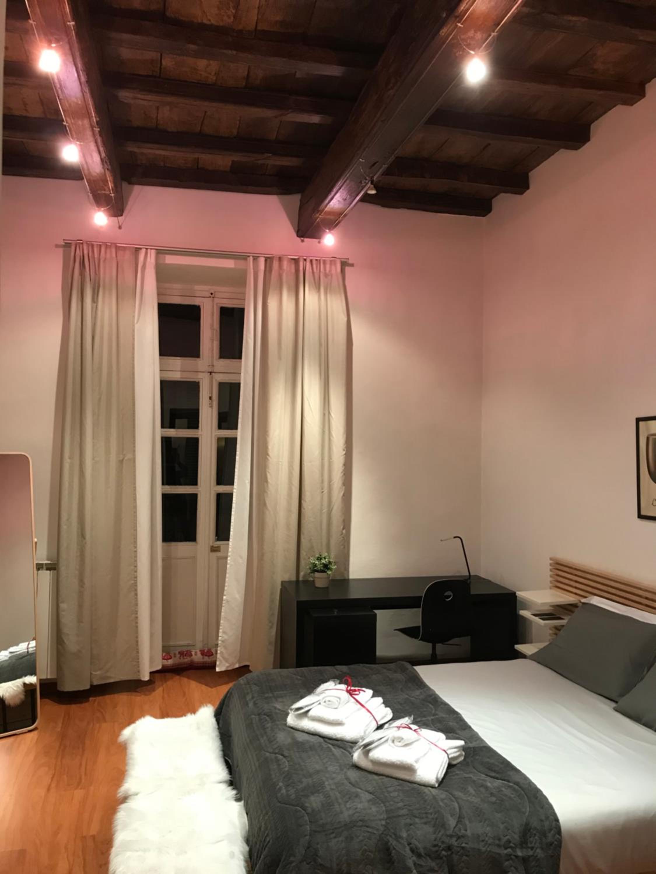 Deluxe Apartment photo 1