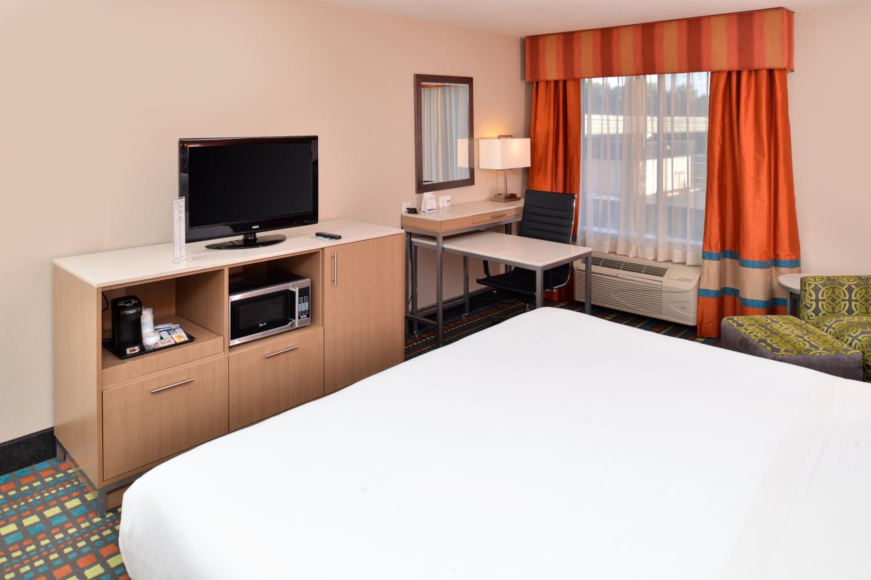 Standard King Room - Photo 1