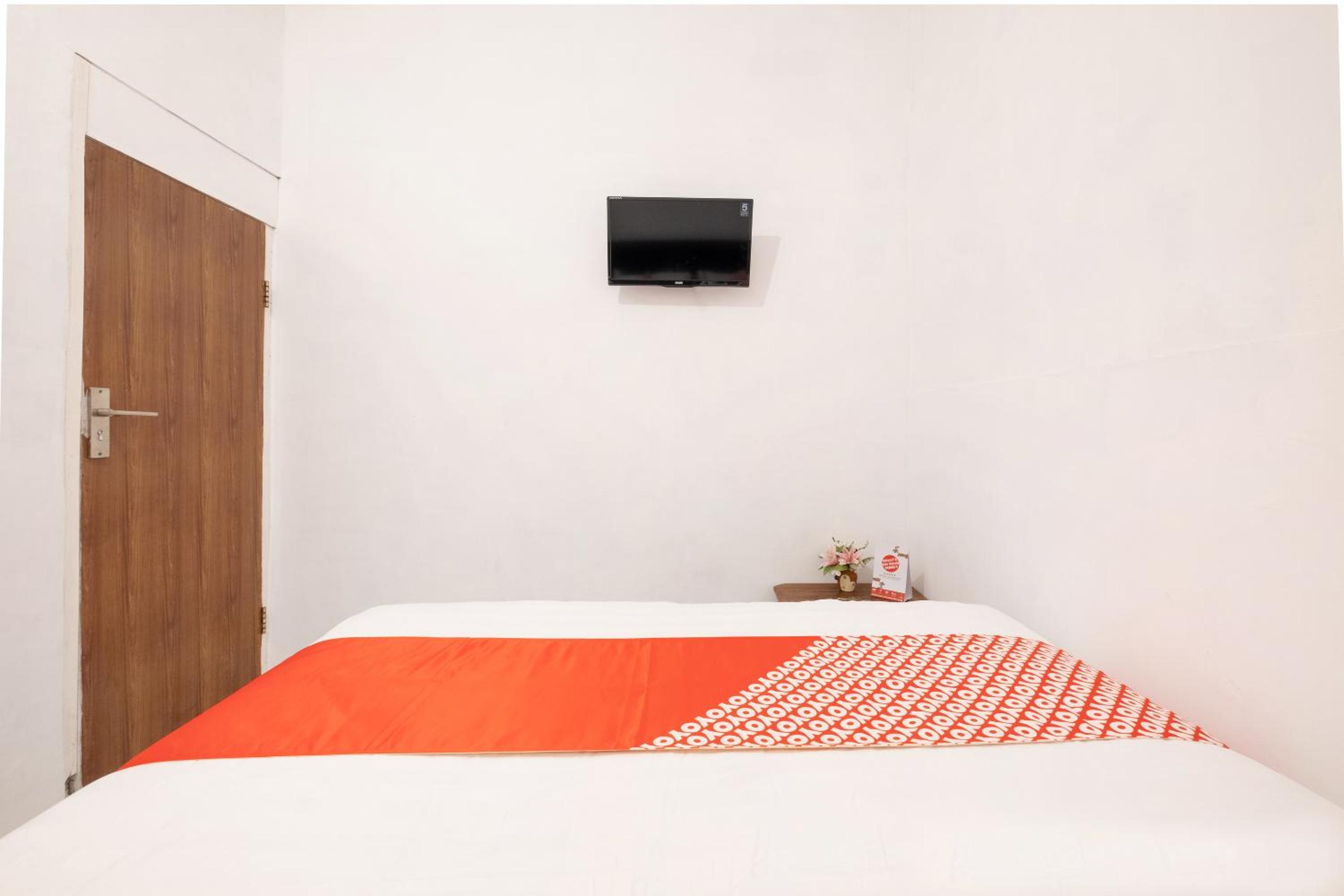 Standard Double Room - Photo 4