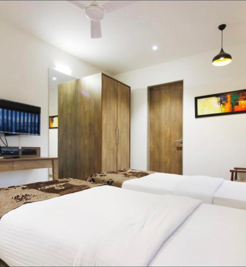 Large Double Room - Photo 13