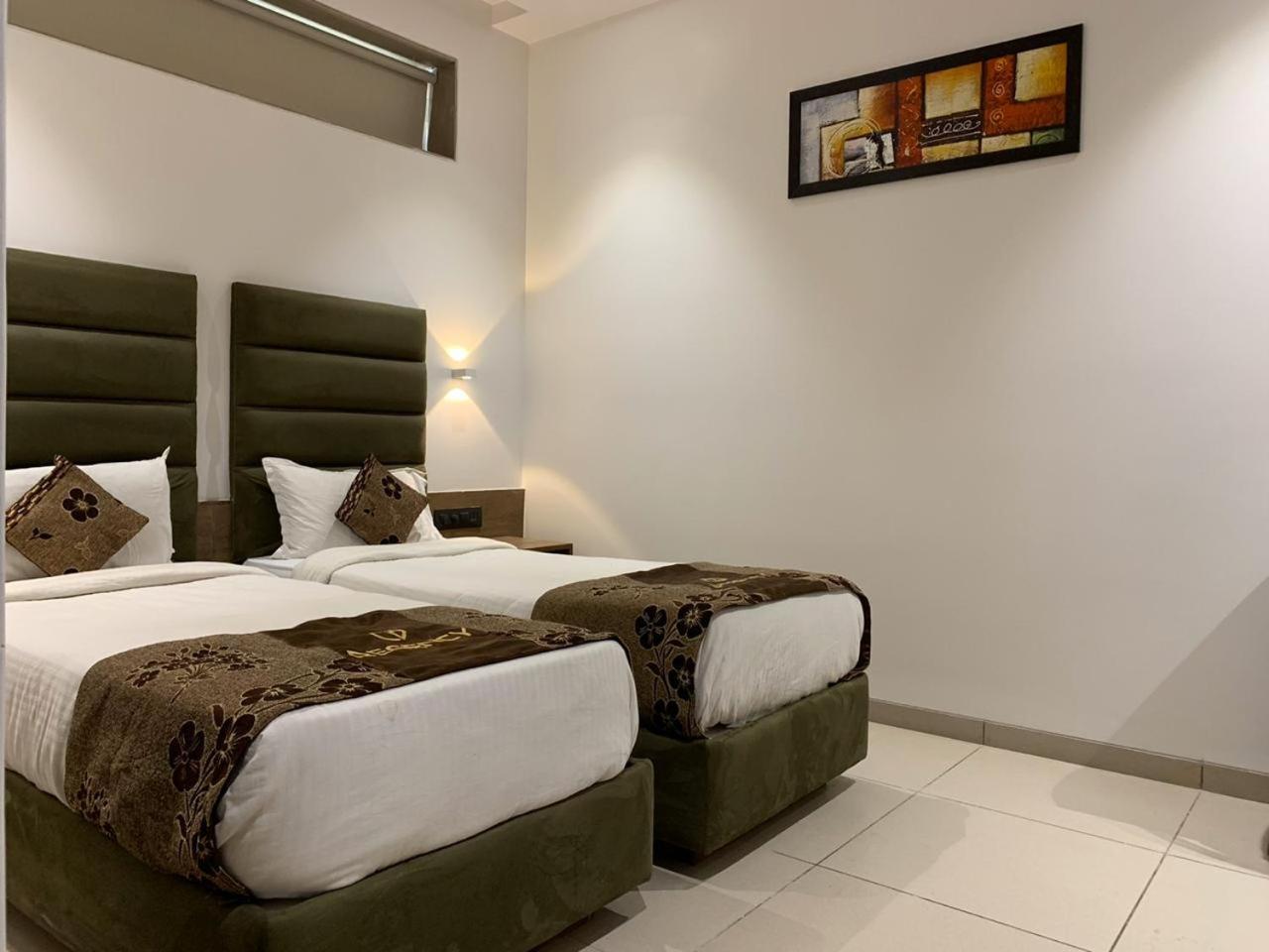 Deluxe Room - Photo 2
