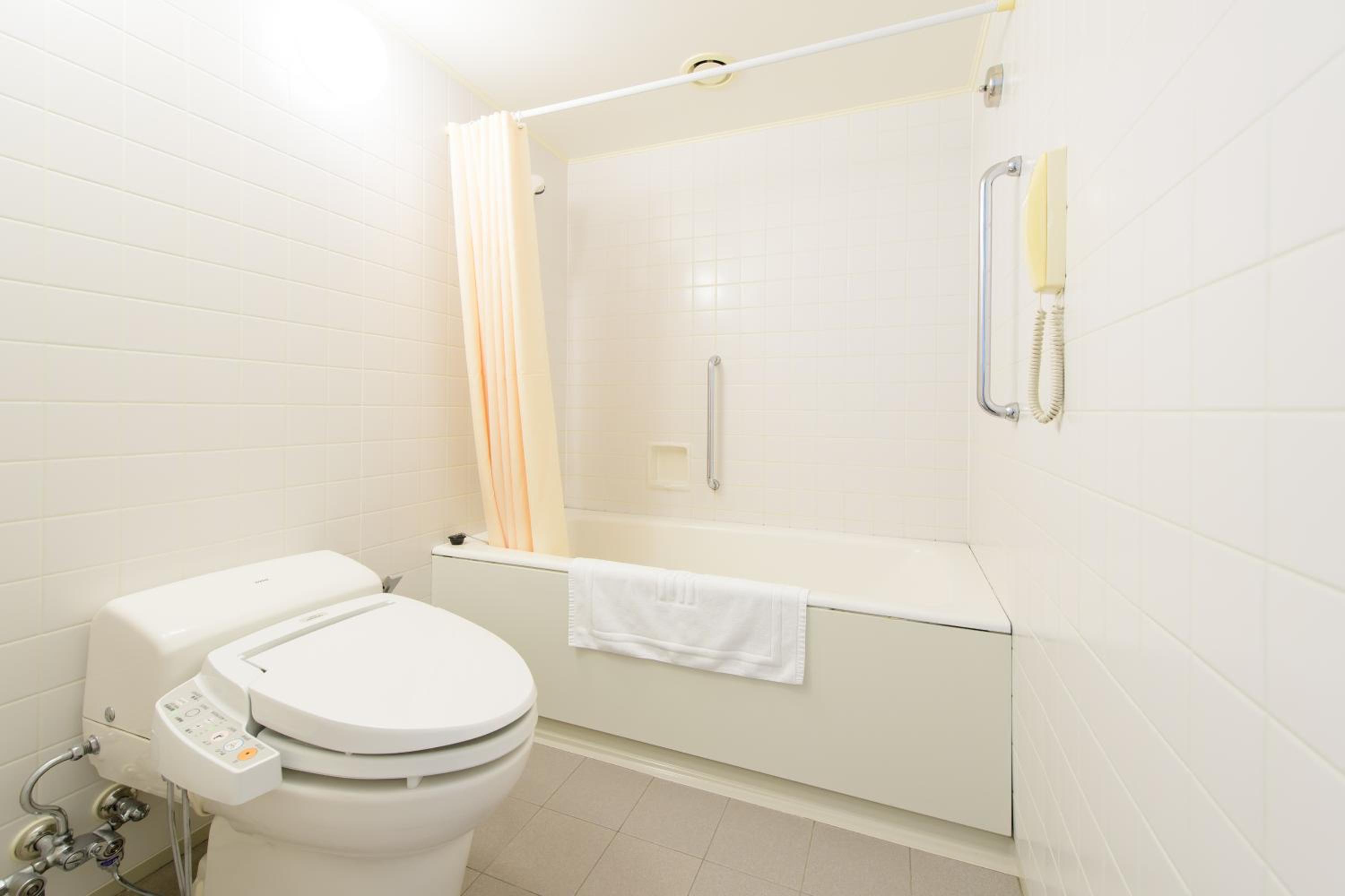 Deluxe Twin Room for 2Adult - Non-Smoking photo 3