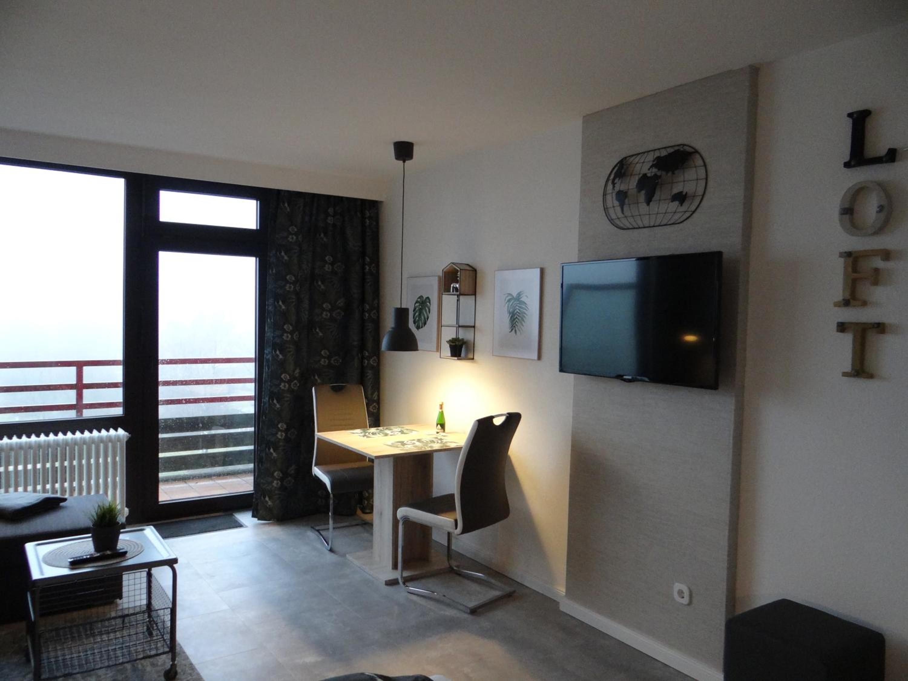 Apartment with Lake View photo 2