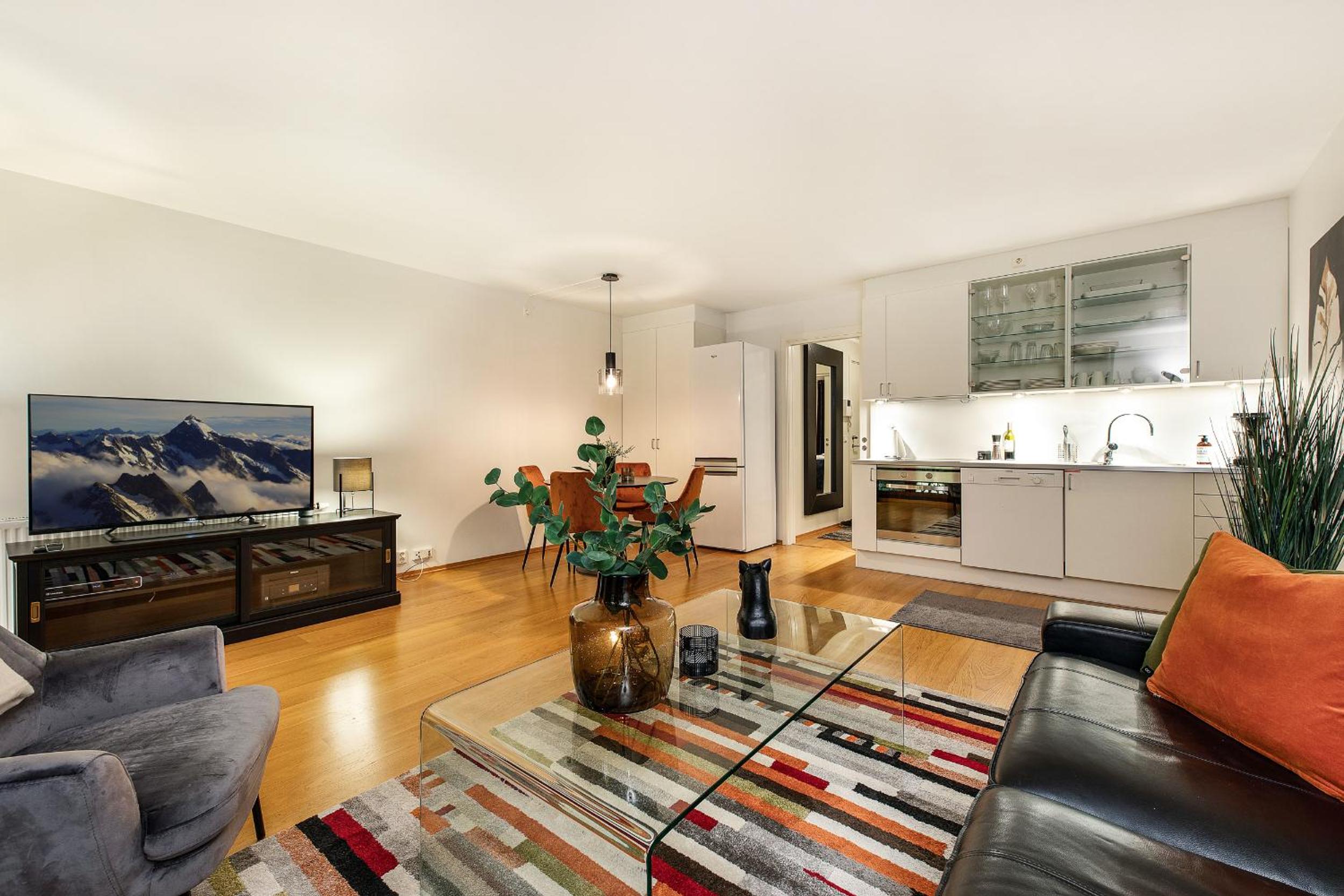 One-Bedroom Apartment