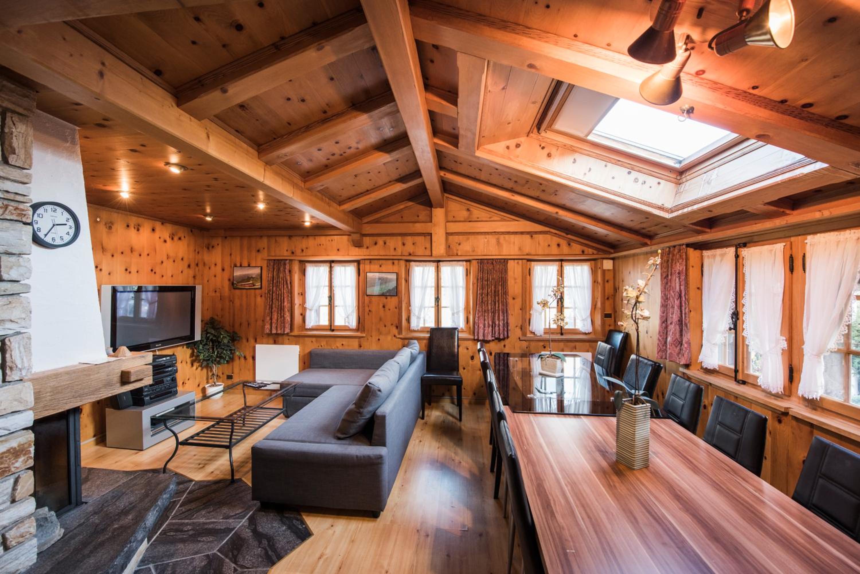 Chalet photo 1