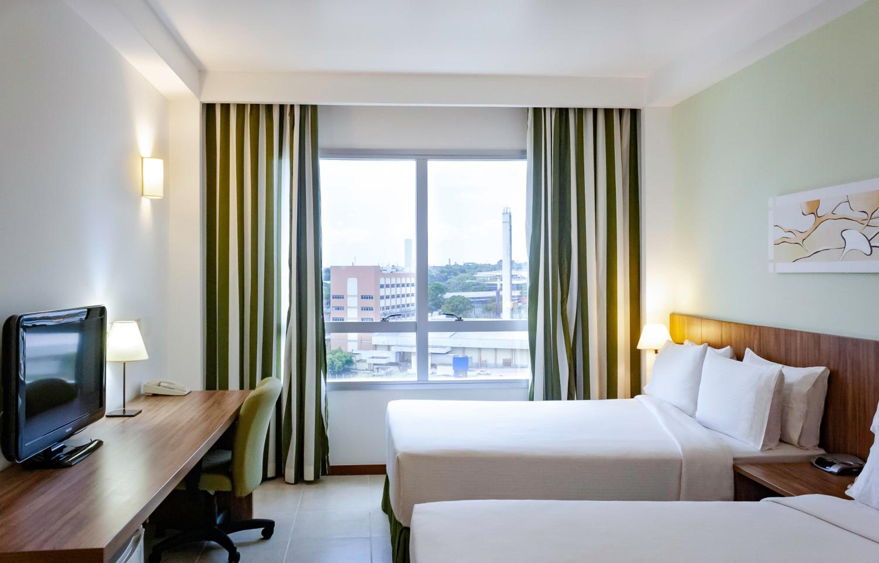 Standard Double Room with Two Double Beds - Photo 5