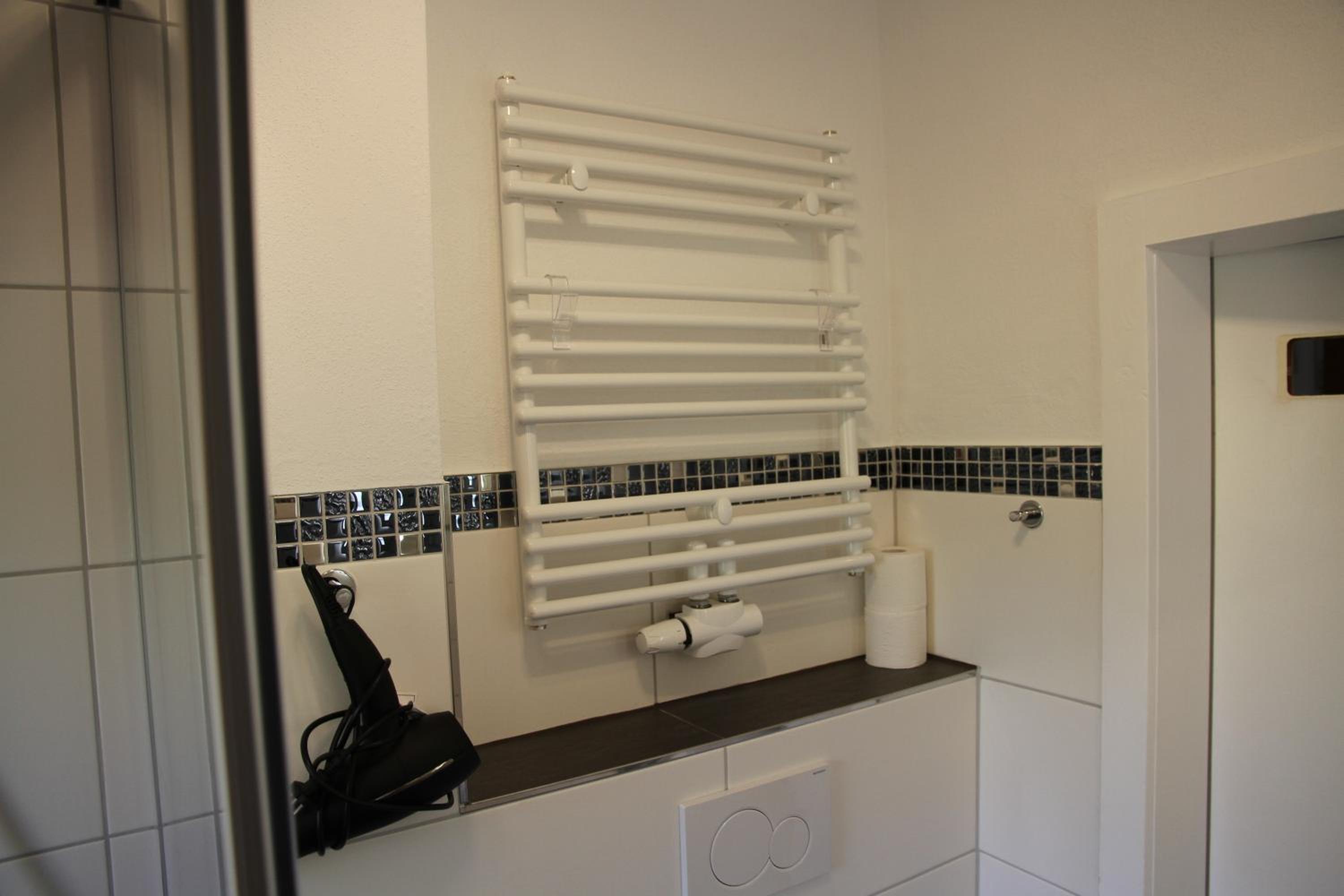 Two-Bedroom Apartment - Photo 14