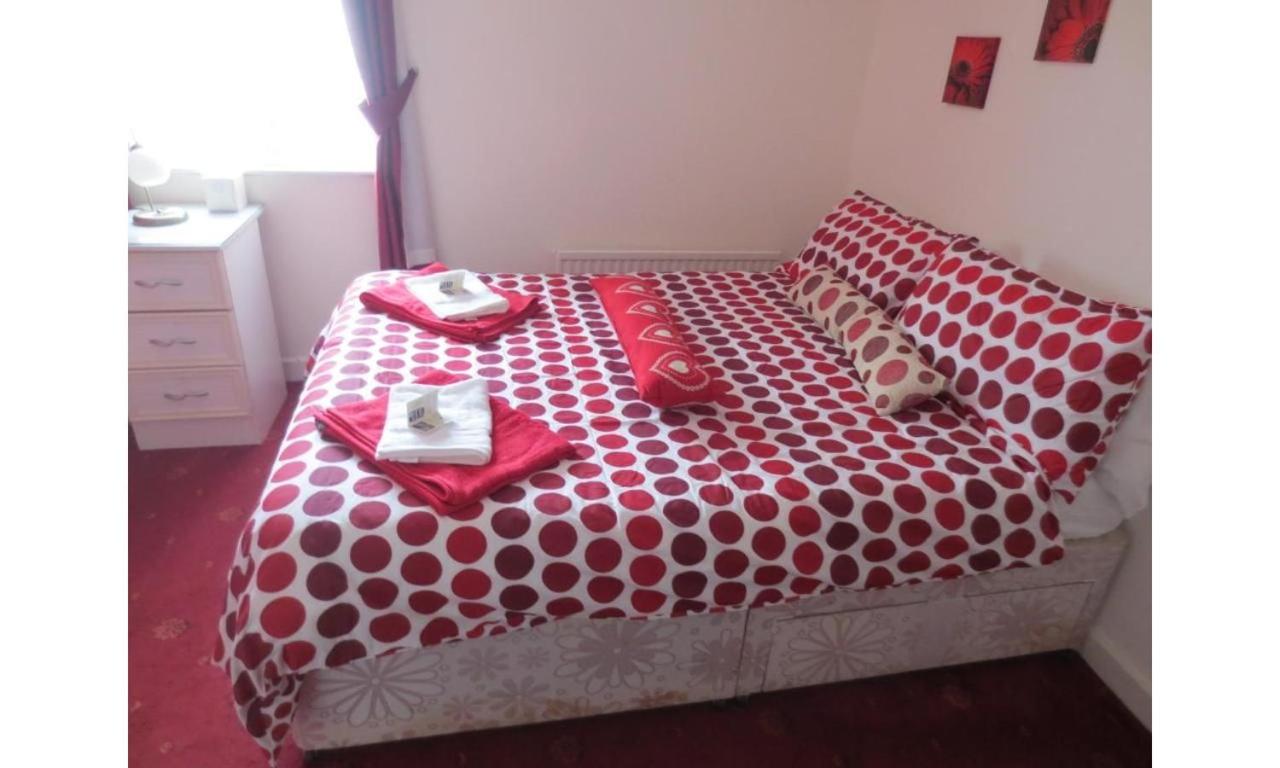Double Room with Private Bathroom - Photo 1