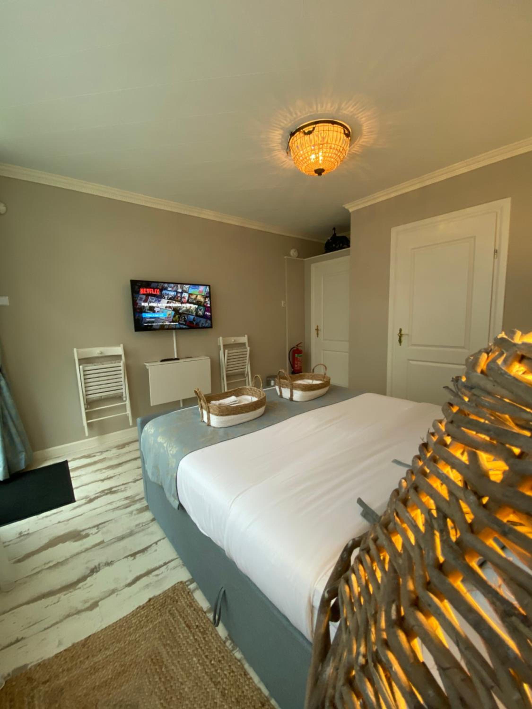 Double Room with Garden View and Terrace - Photo 23