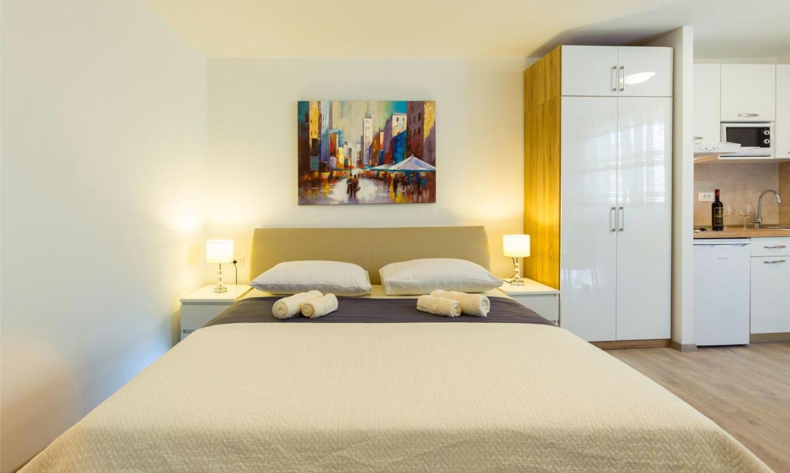 Superior Apartment