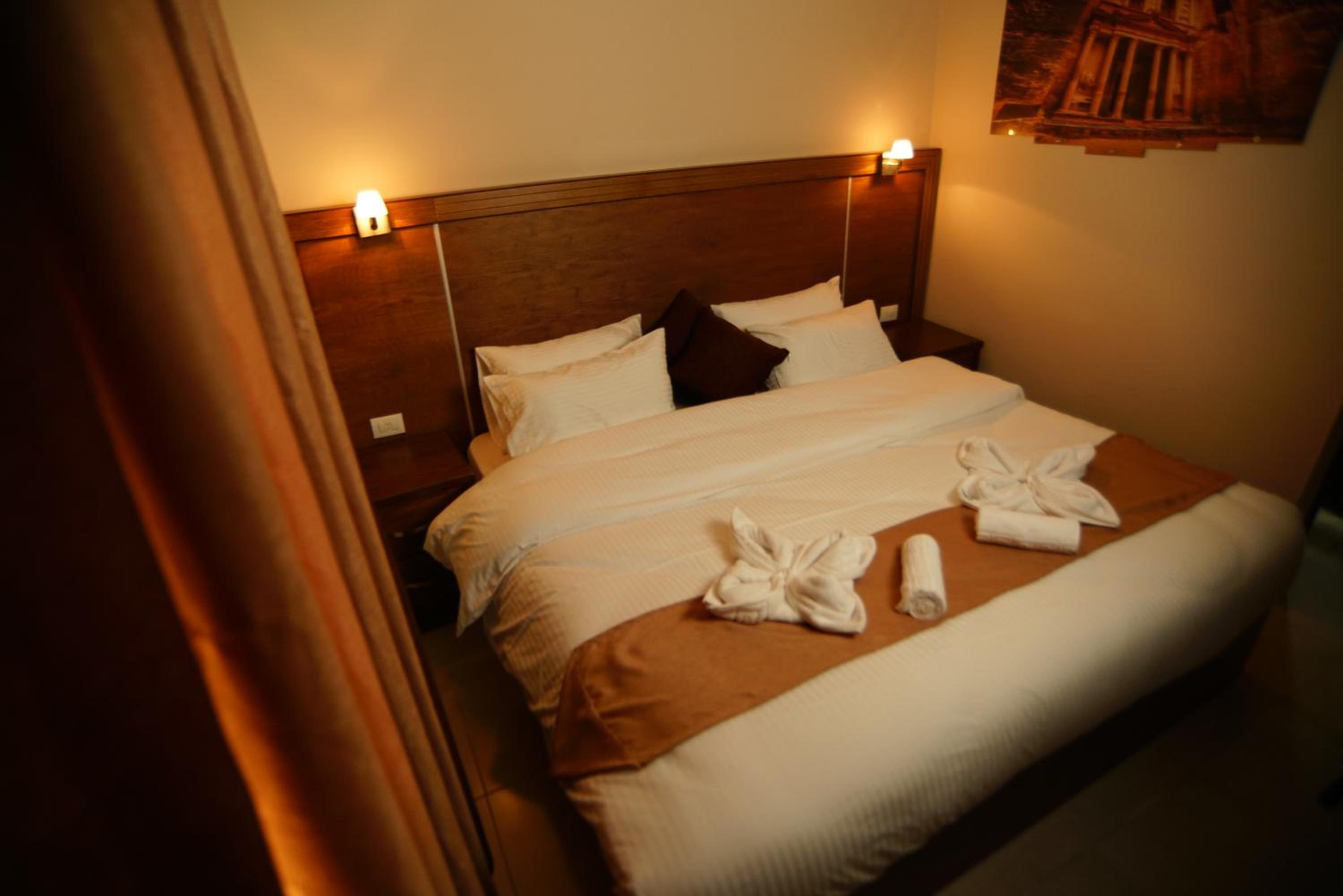 Deluxe Double Room - Photo 5