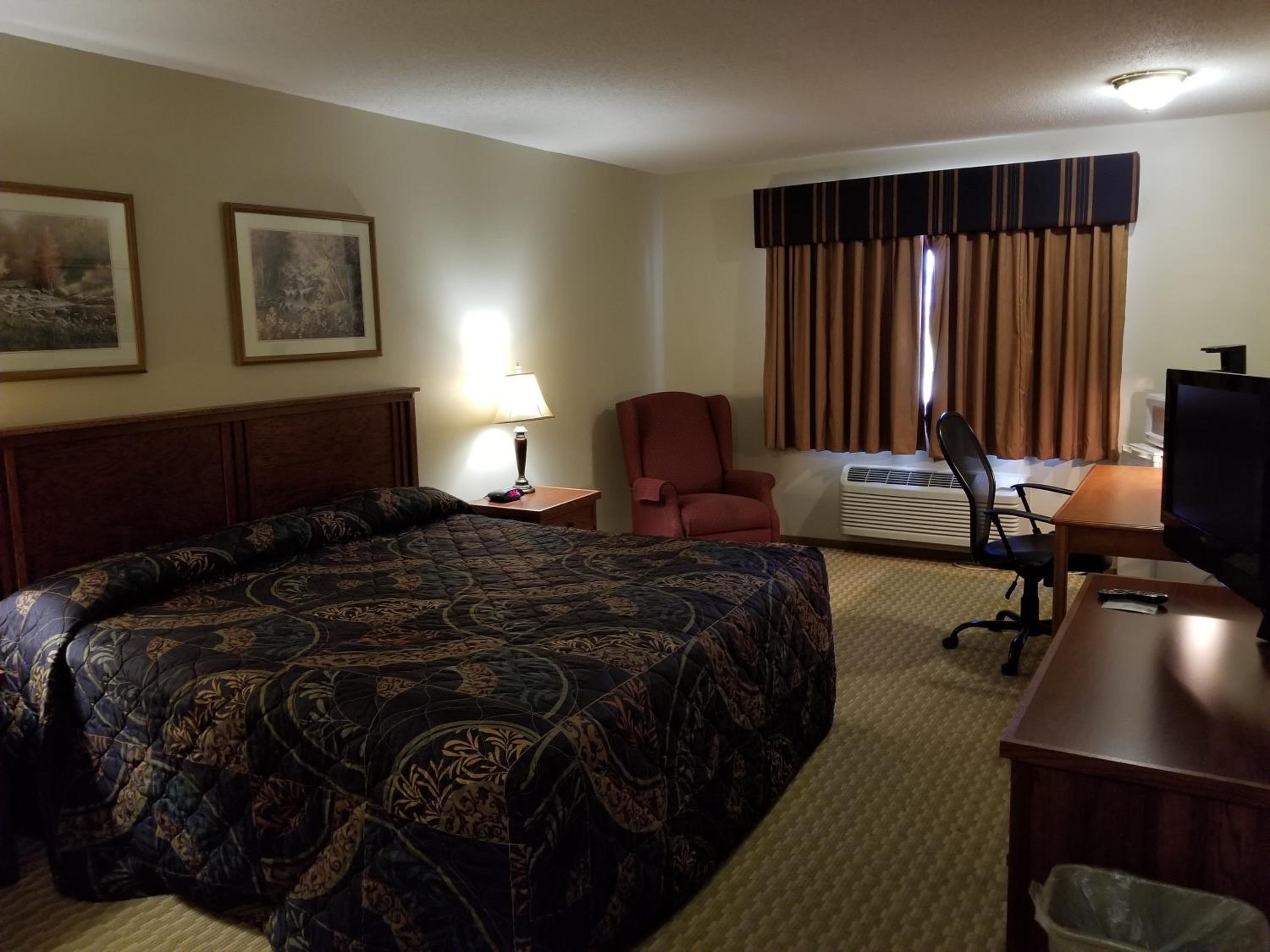 Standard King Room photo 2
