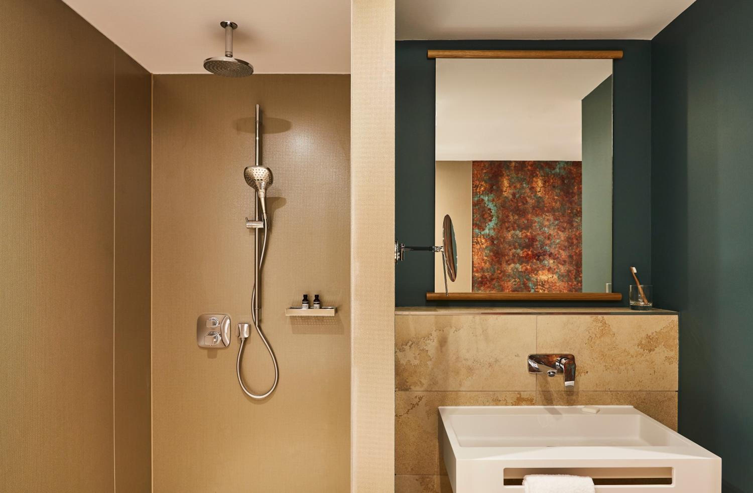Hotel Indigo Dresden - Wettiner Platz by IHG - Photo 62