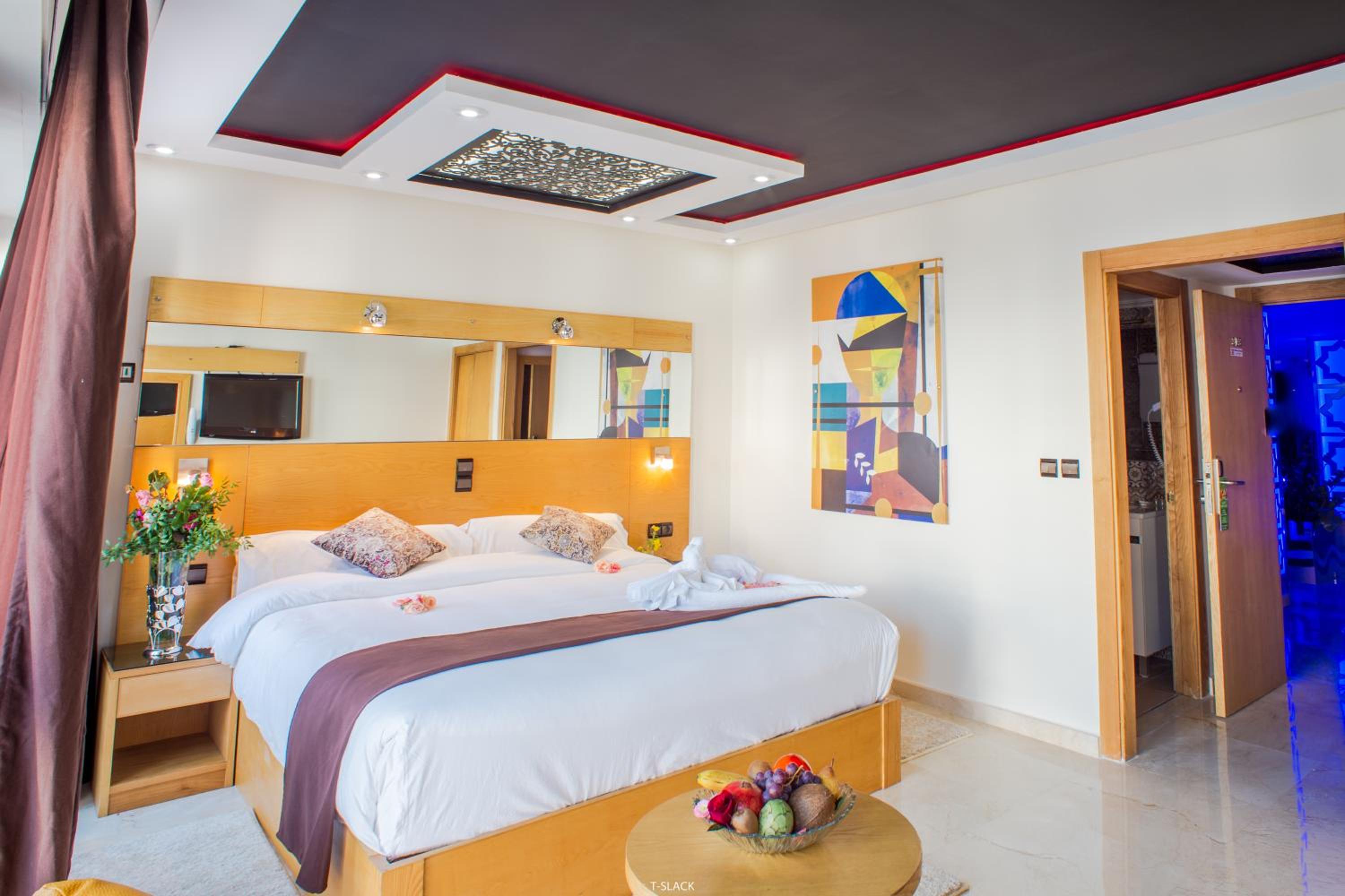 Standard Single Room - Photo 2