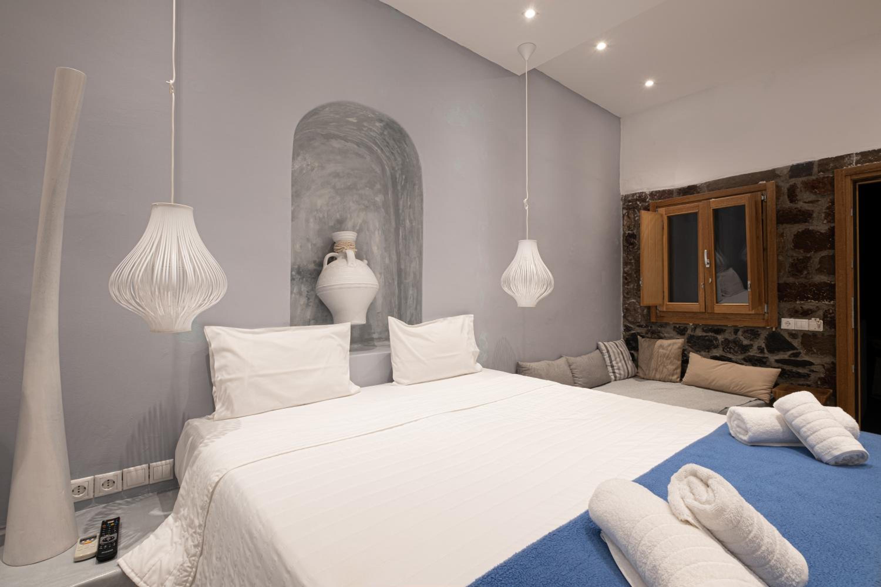 Executive Double Room with Caldera View - Photo 14
