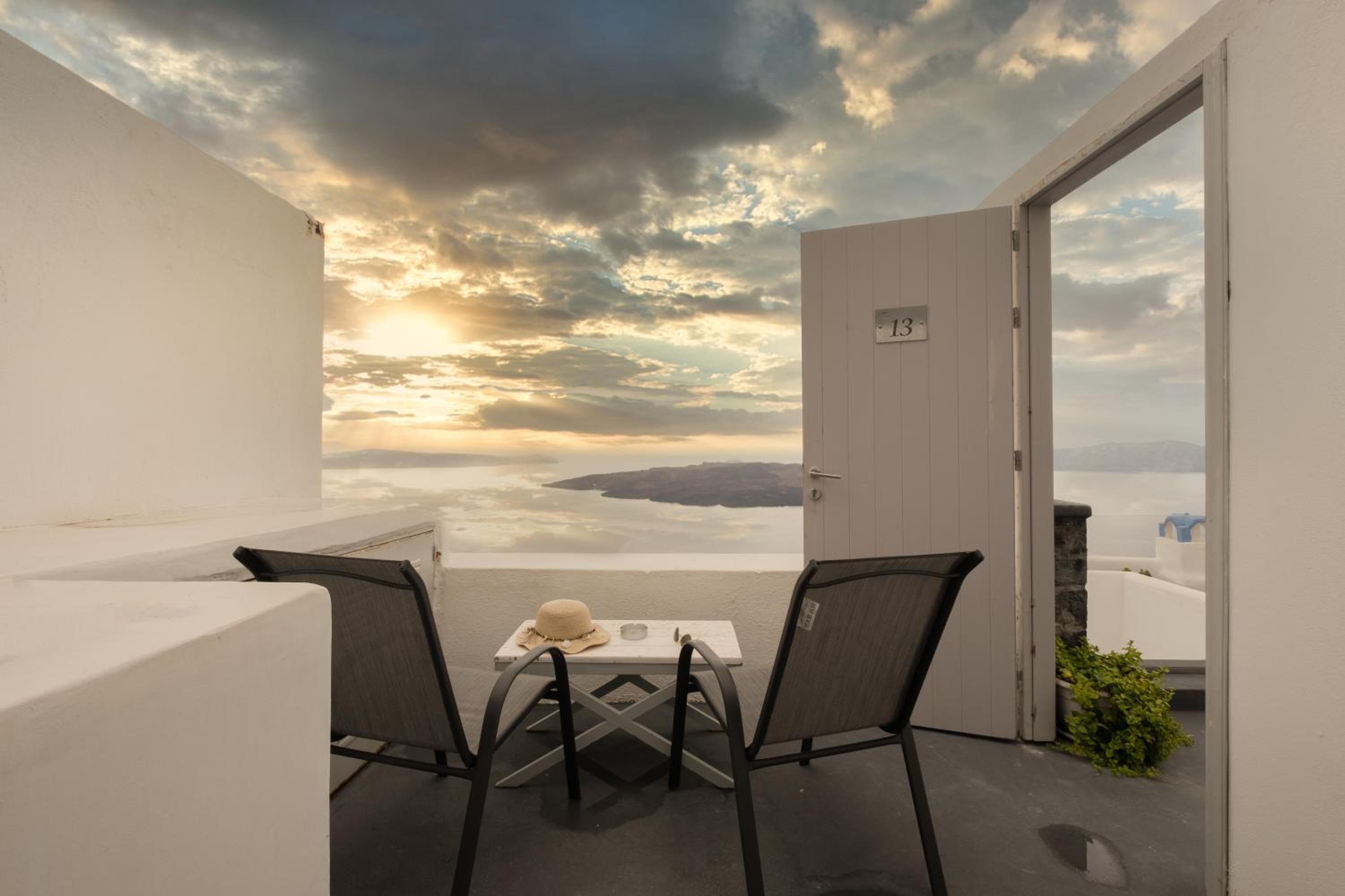 Executive Double Room with Caldera View - Photo 2