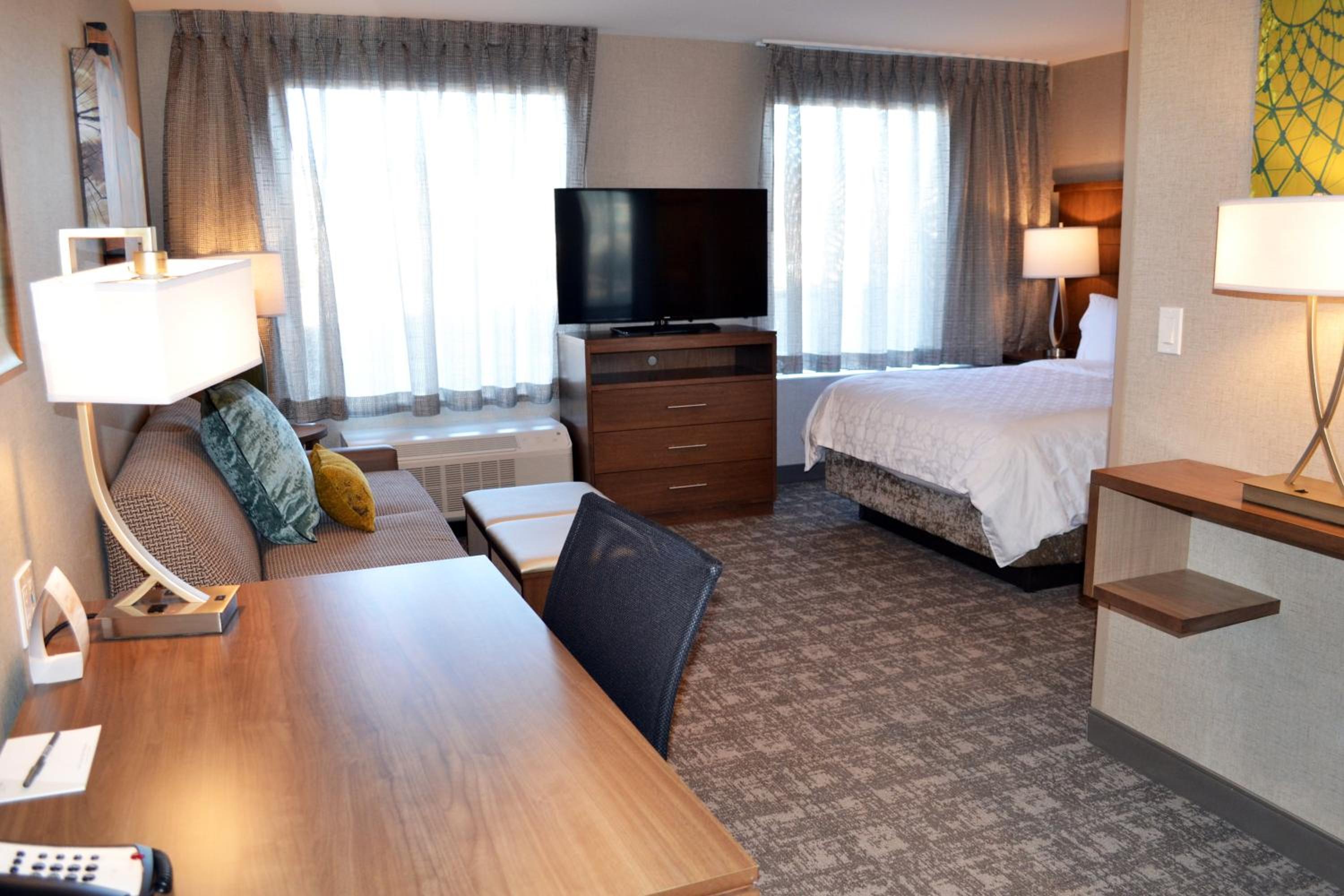 King Studio Suite photo 2