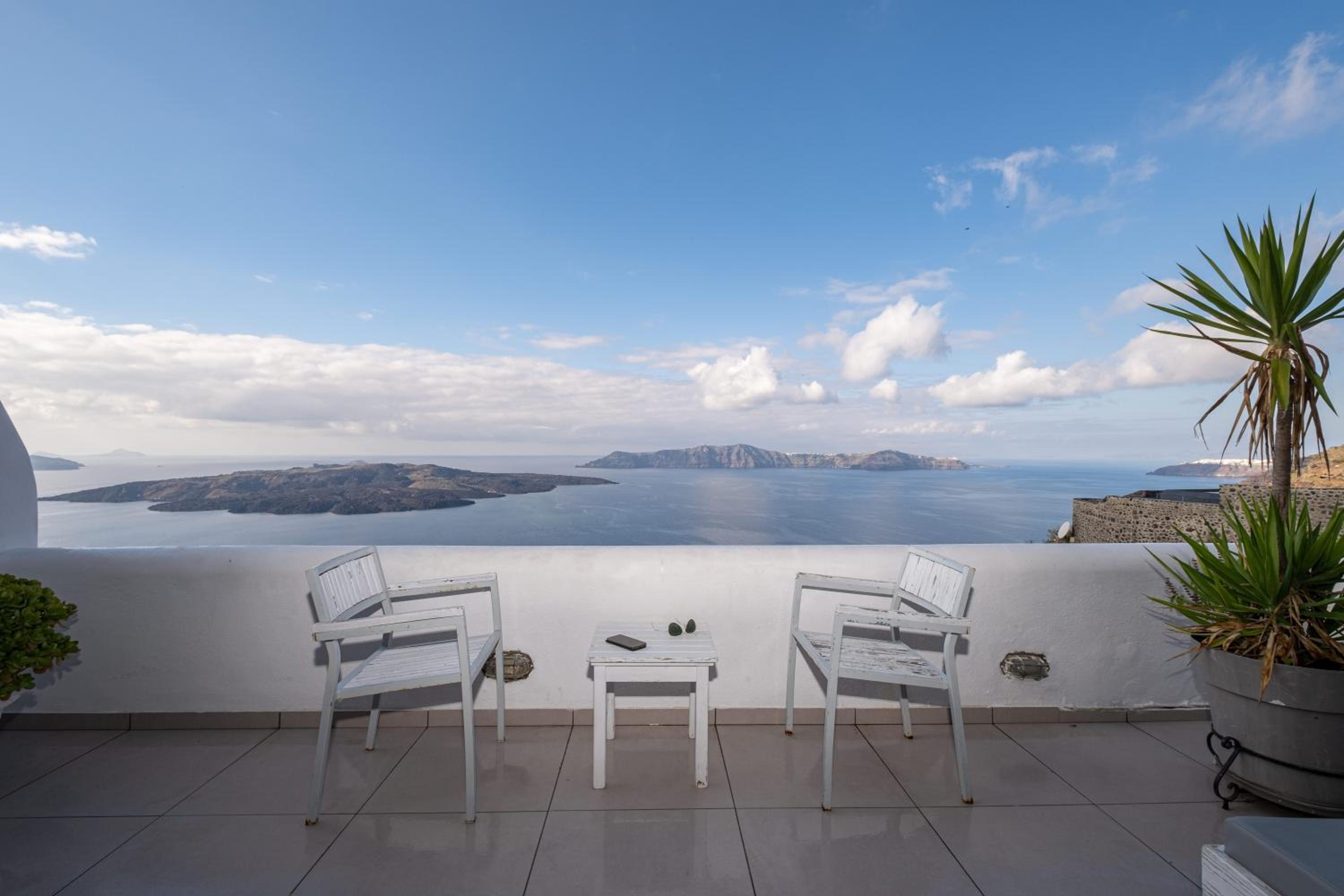 Executive Triple Room with Caldera View	 - Photo 1
