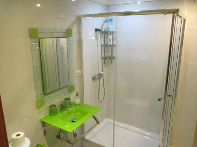 Double Room - Photo 9