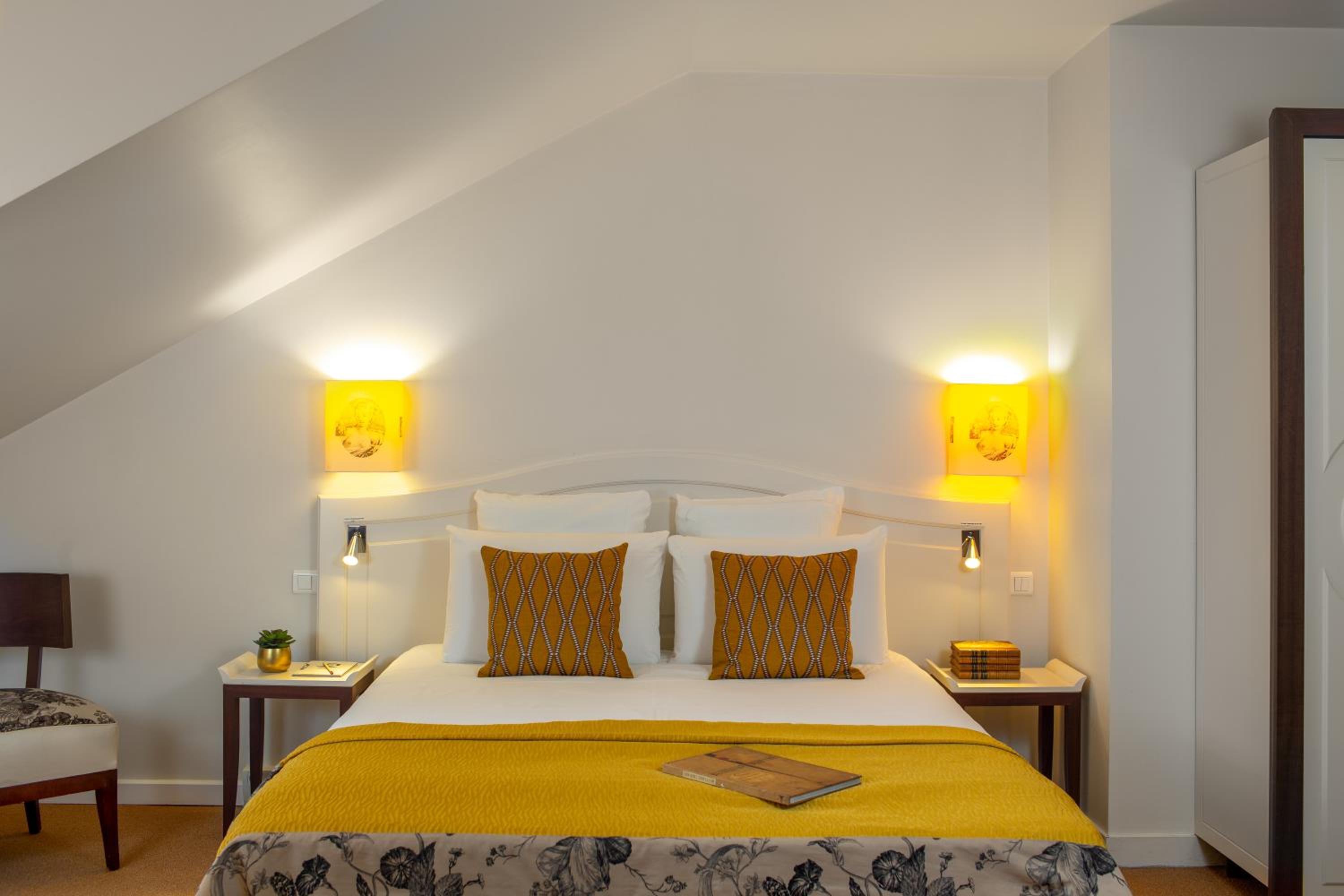 Standard Double Room - Photo 1