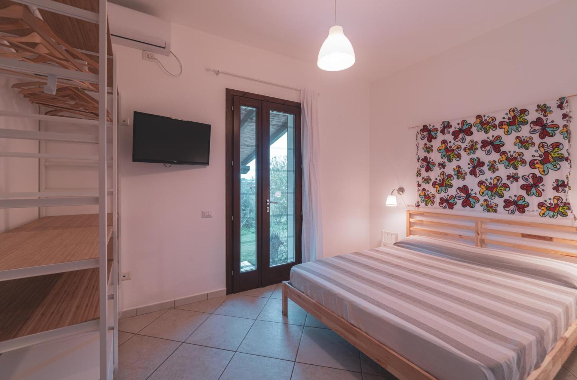 One-Bedroom Apartment - Photo 9