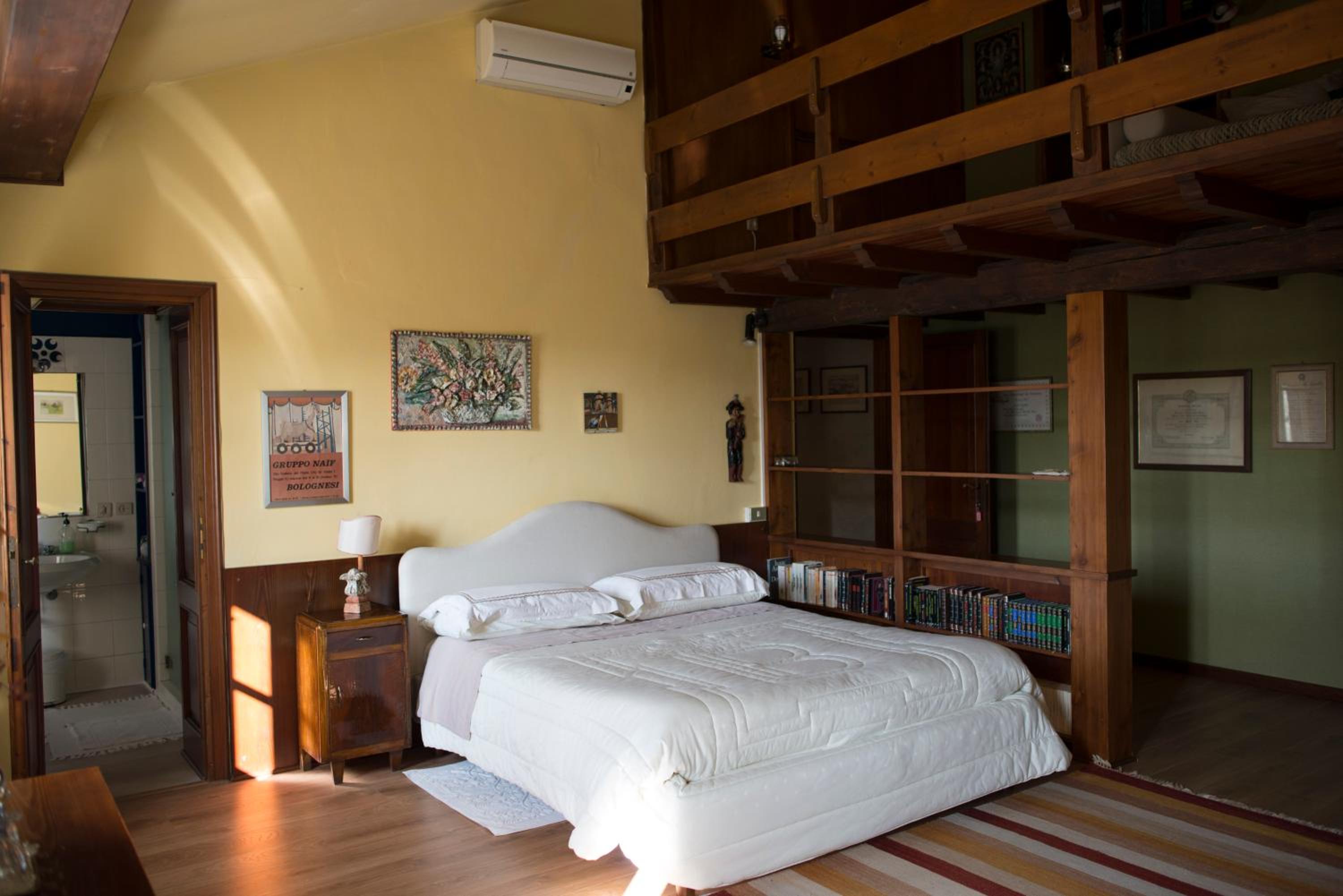 Duplex Quadruple Room