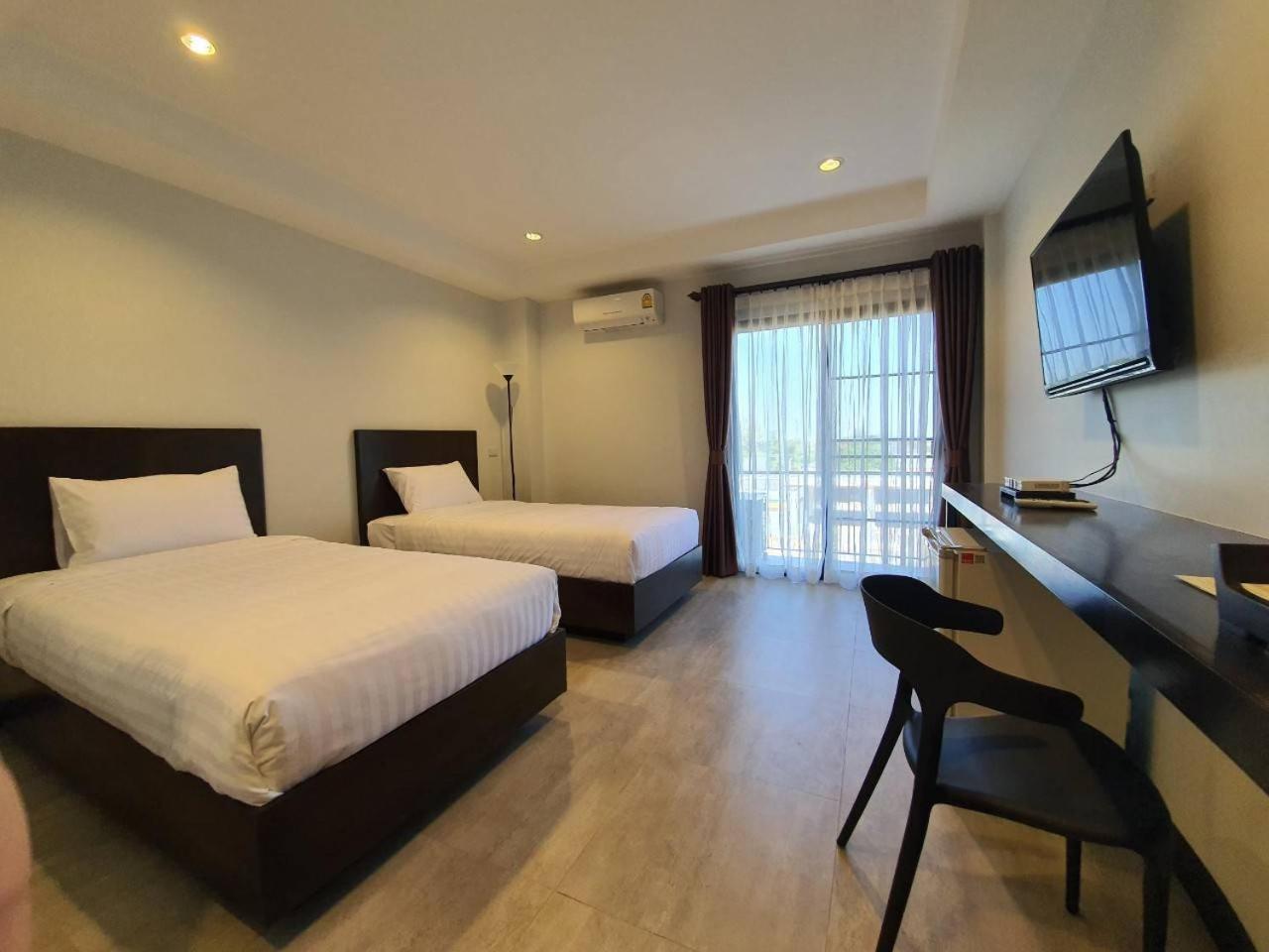 Deluxe Twin Room - Photo 4