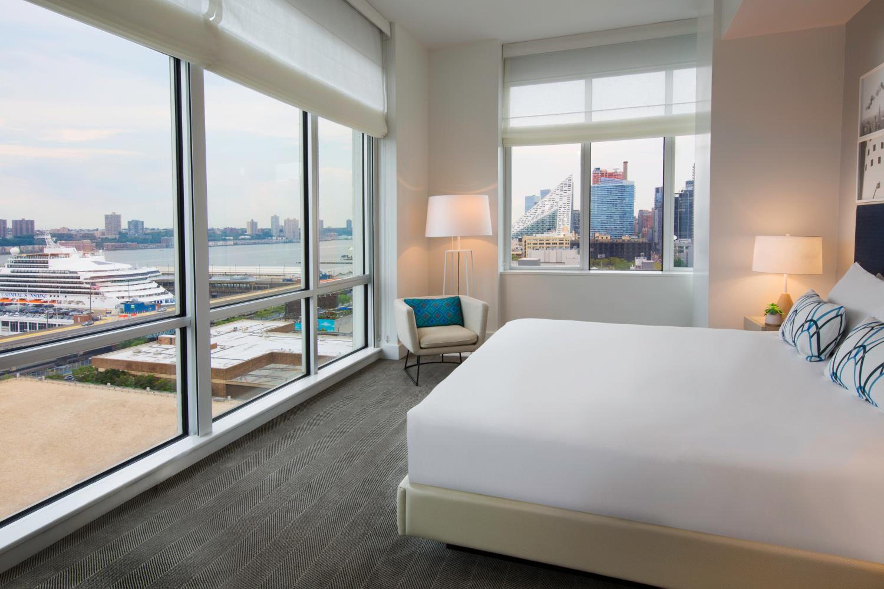 Hudson Suite photo 2