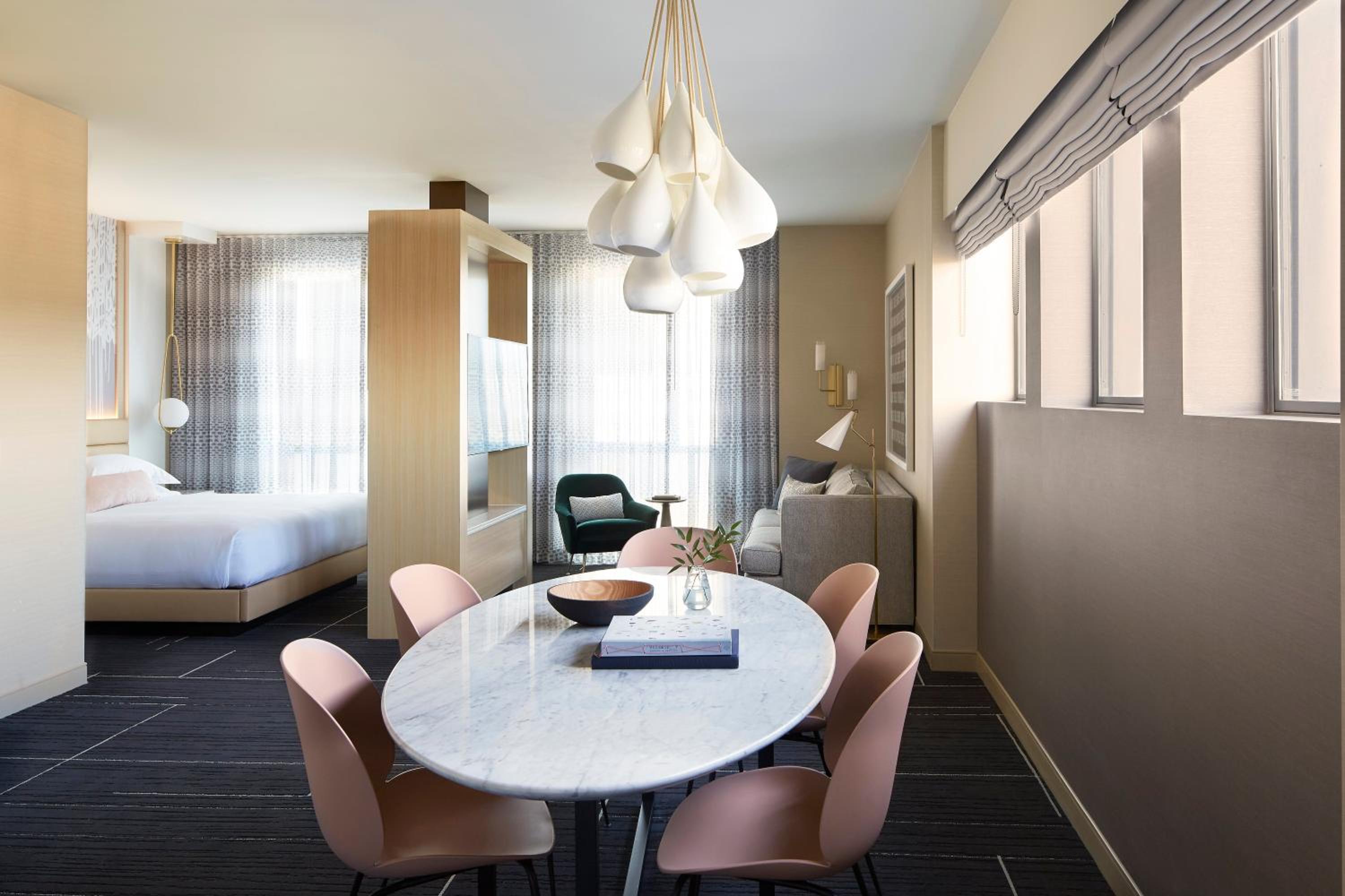 Santa Monica Suite