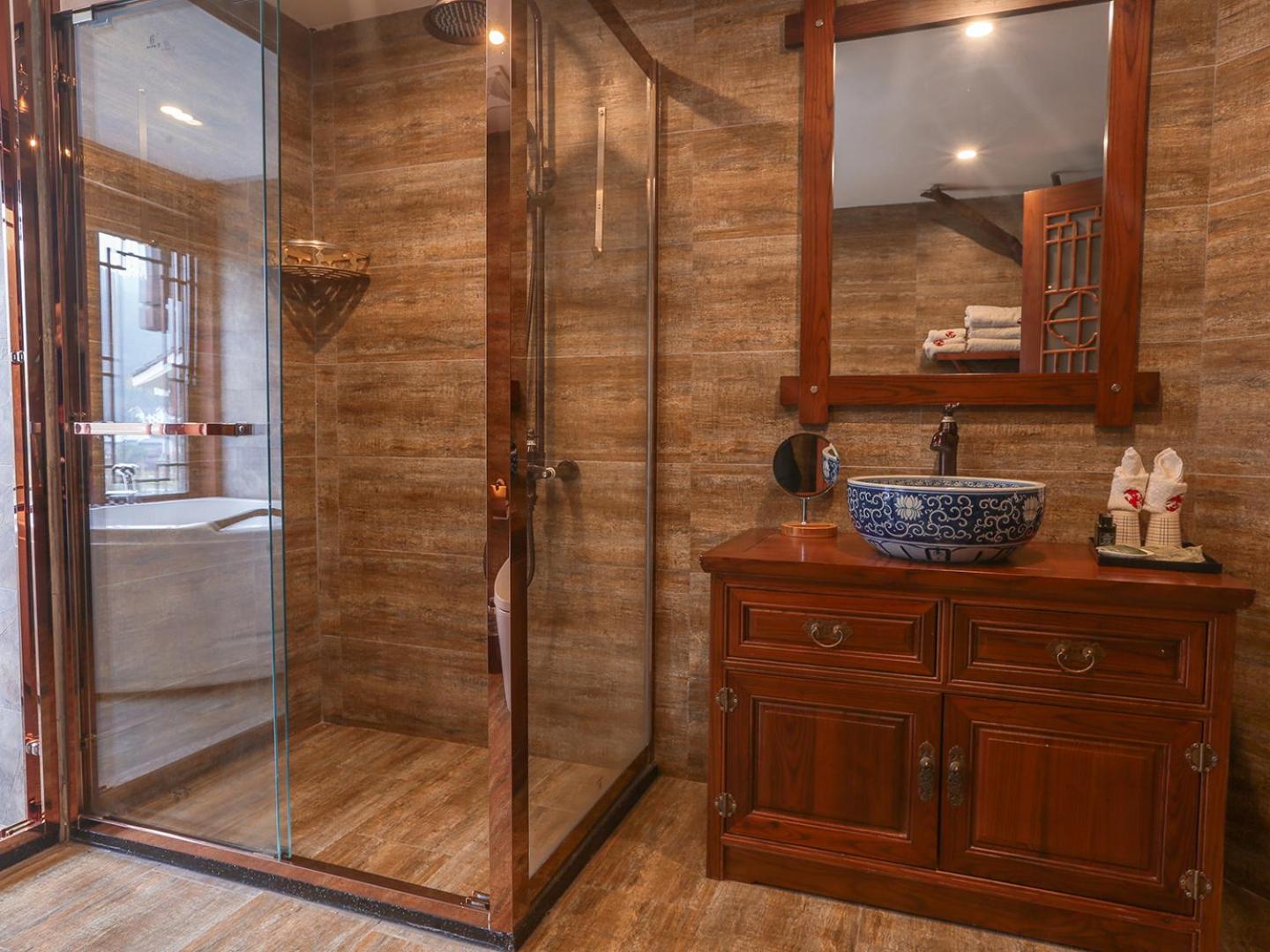 Executive Suite with River View photo 3