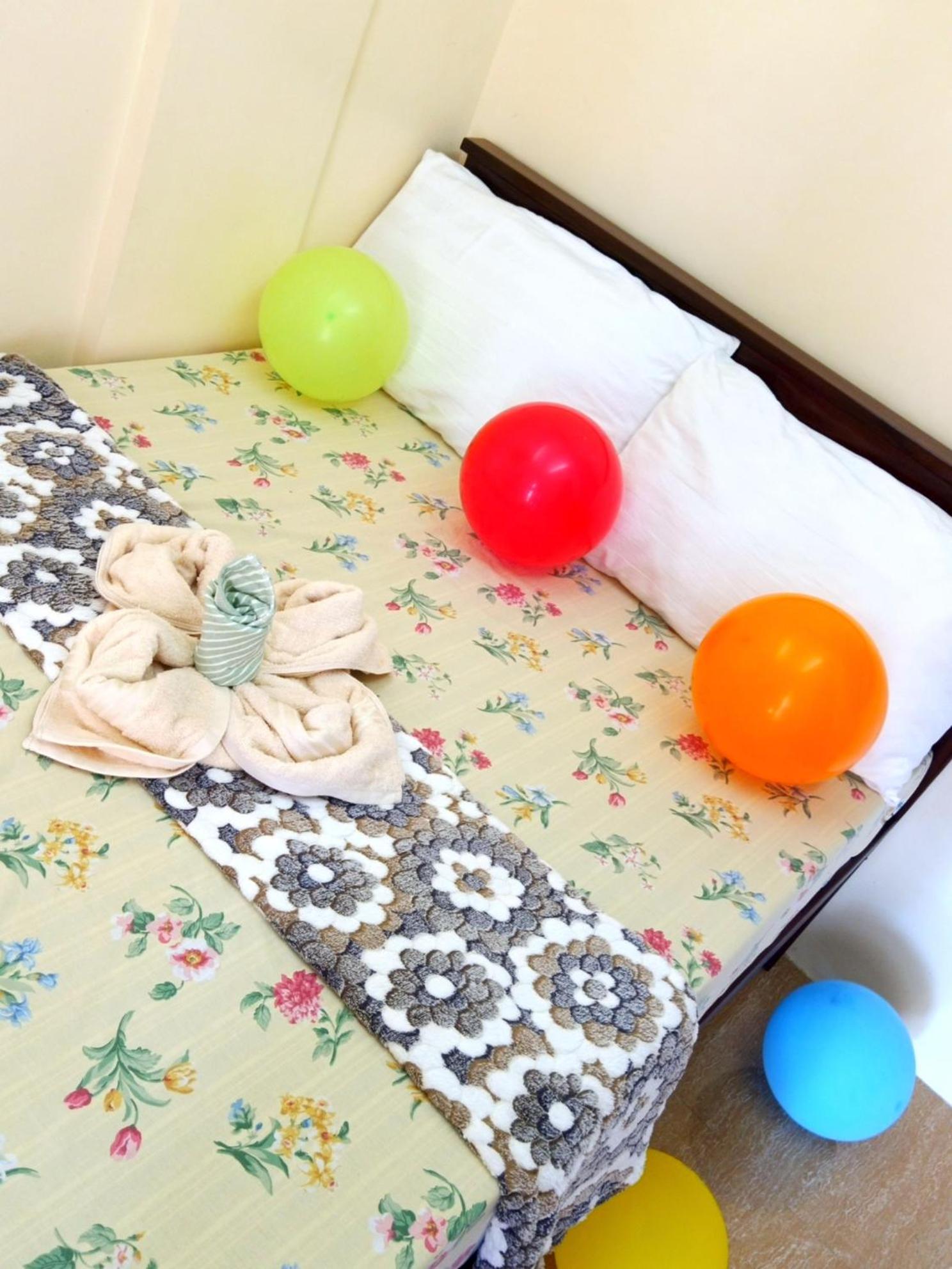 Budget Double Room - Photo 22